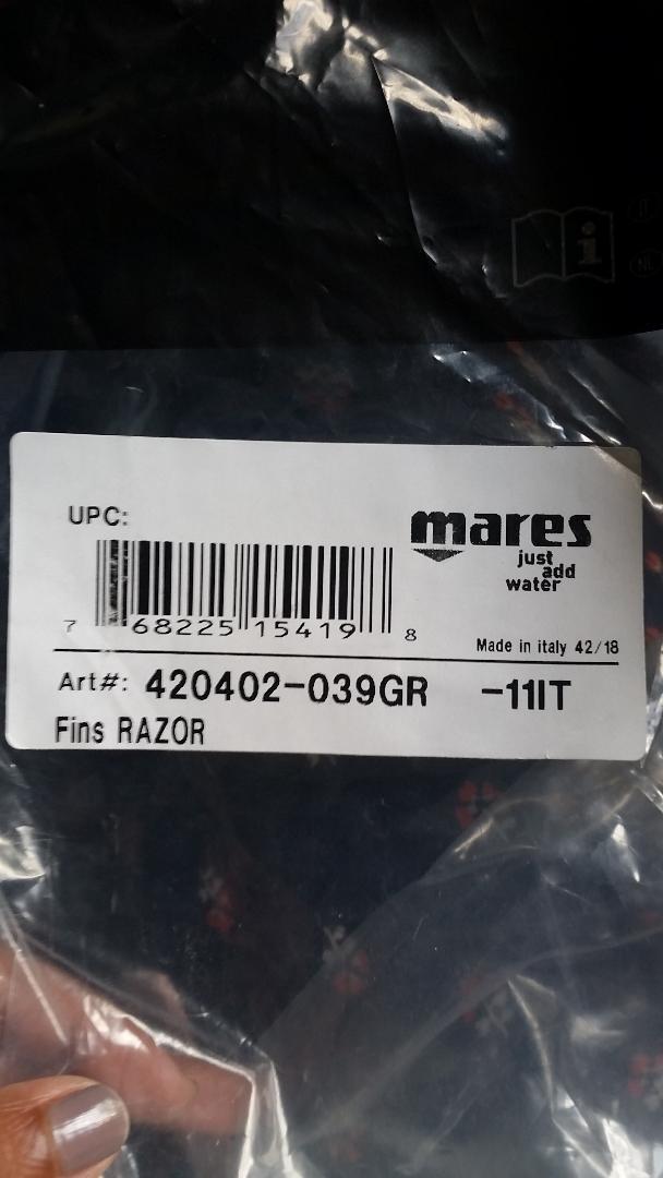 Mares Unisex Adult Razor Full Foot Swim Fins - Long Blade Flippers for Freediving & Spearfishing customer photo 1