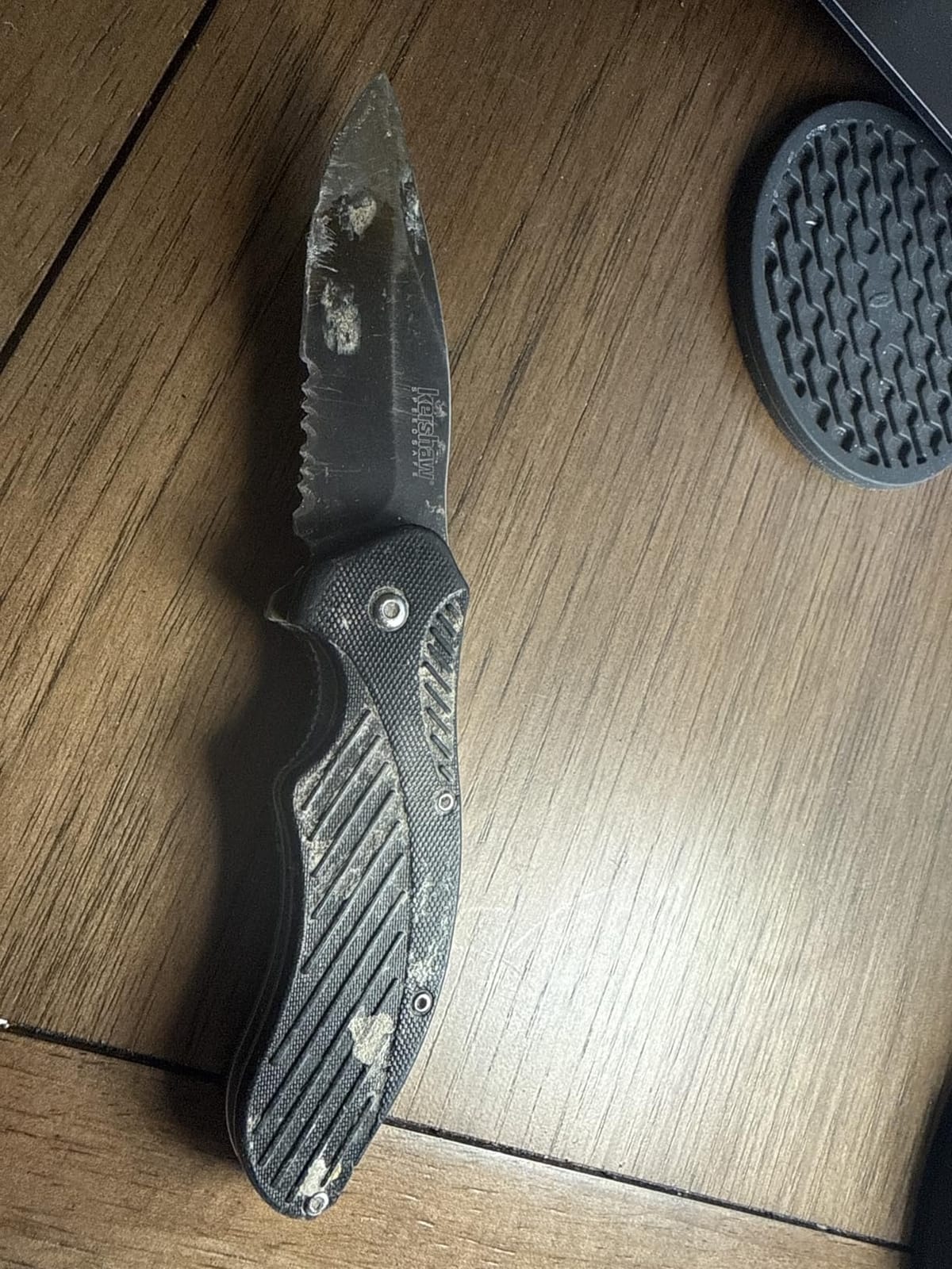 Kershaw Clash Pocket Knife, Black | 3.1 Inch Steel Drop Point Partially Serrated Blade, Assisted Opening, Reversible Clip, For Men and Women customer photo 1