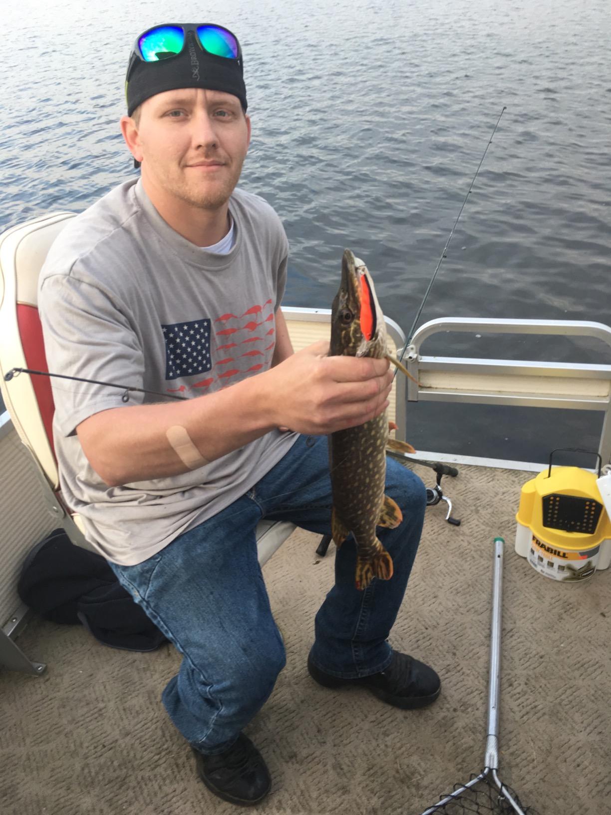 Cotton Cordell Wally Diver Walleye Crankbait Fishing Lure customer photo 2