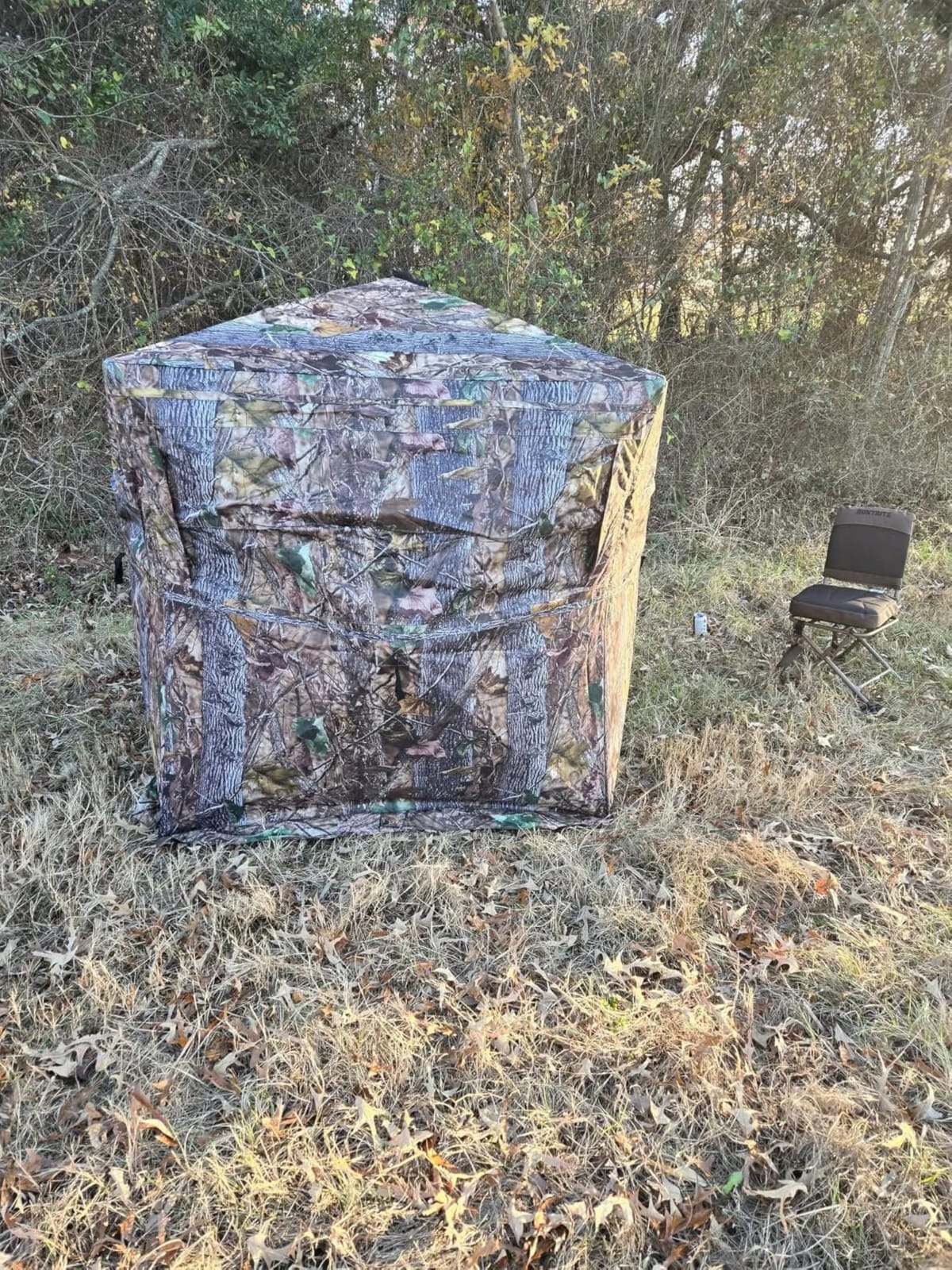 Guide Gear Huntrite 360 Swivel Hunting Blind Chair, 300 Pound Capacity, Folding, Lightweight, Portable, Padded Cushion Hunting Seat, Hunt Gear and Equipment, Black customer photo 1