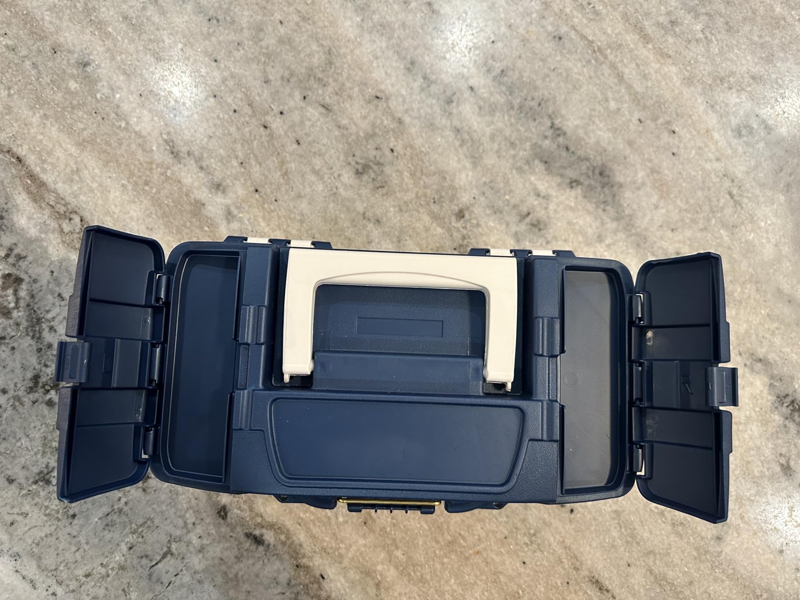 Plano 2-Tray Tackle Box with Dual Top Access, Blue Metallic/Off White, Premium Tackle Storage, 620206, One Size customer photo 1