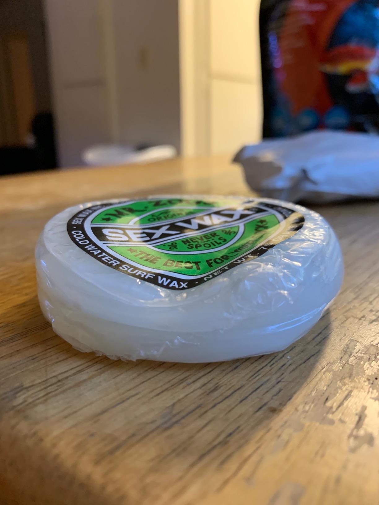 Mr. Zogs Original Sexwax - Cold Water Temperature Coconut Scented (White) customer photo 2
