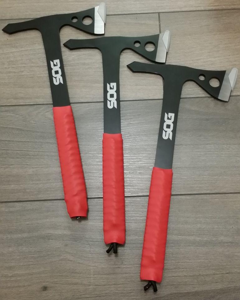 SOG Specialty Knives & Tools Throwing Hawks- 3 Pack One Piece Steel Throwing Knives with Nylon Sheath Carrying Case, 1.75 Inch Blade Field Tool with Paracord Wrapped Handles (TH1001-CP) customer photo 2