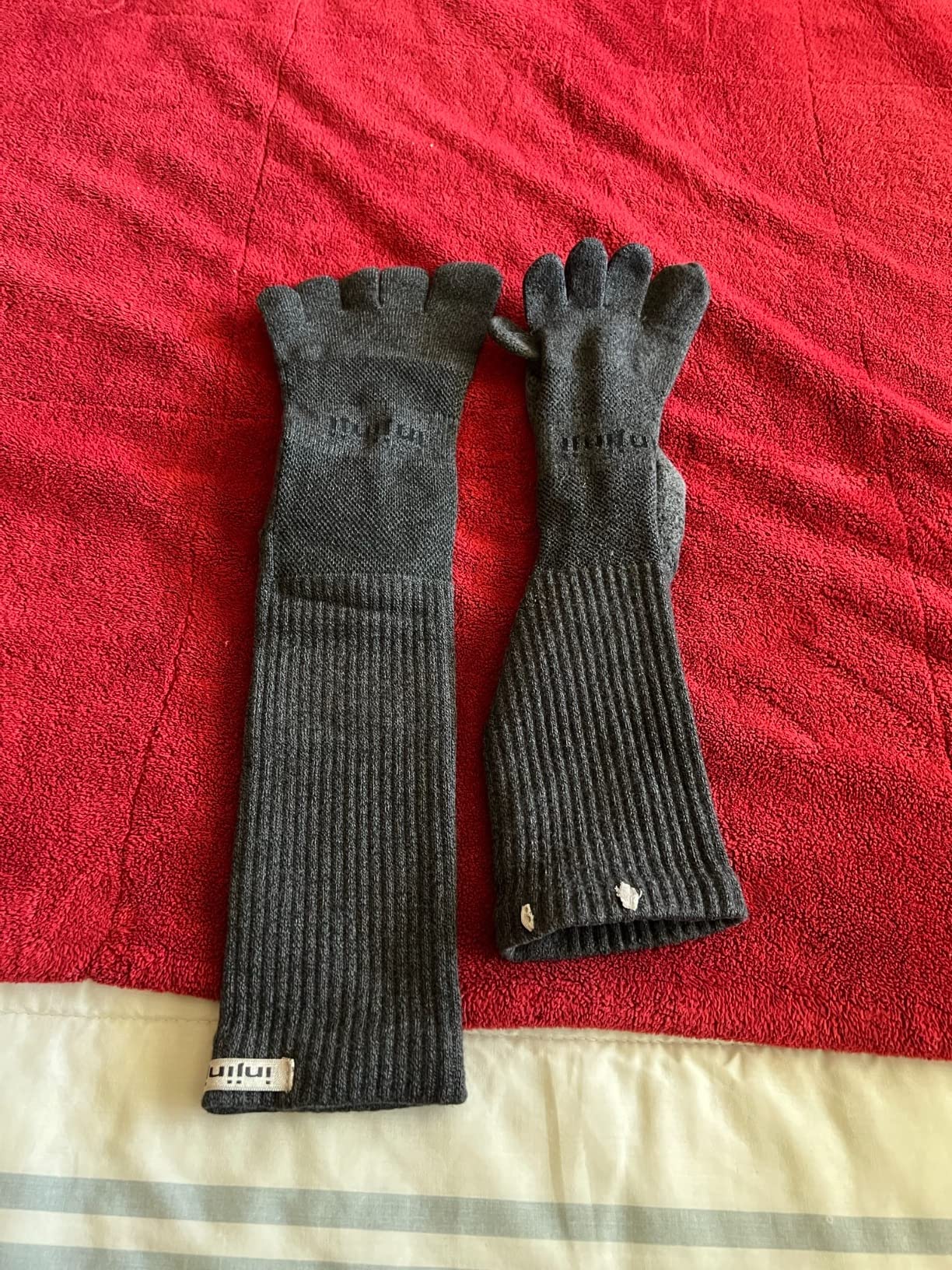 Injinji Trail Midweight Crew Socks customer photo 1