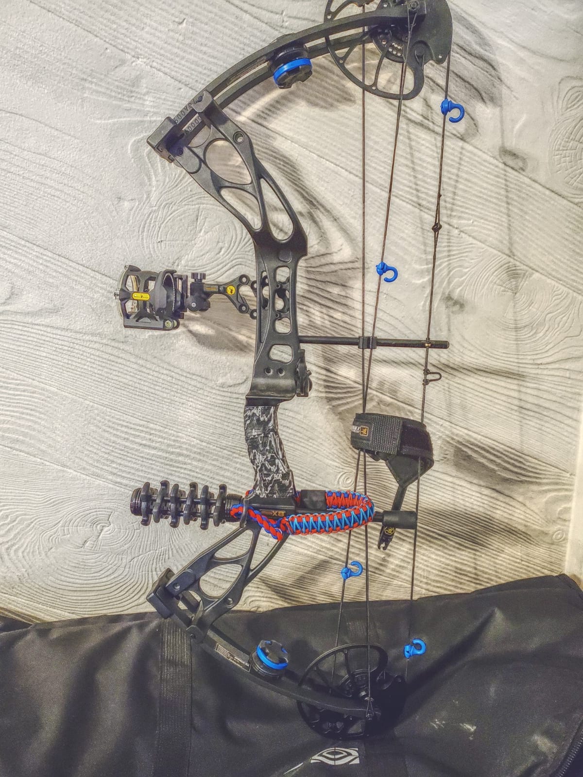 Trophy Ridge Peak 5 Pin Bow Sight - Vertical in-Line Pin Technology, Tool Less Windage and Elevation Adjustability, 2nd Axis Leveling, Adjustable Rheostat Light, Glow Ring customer photo 1