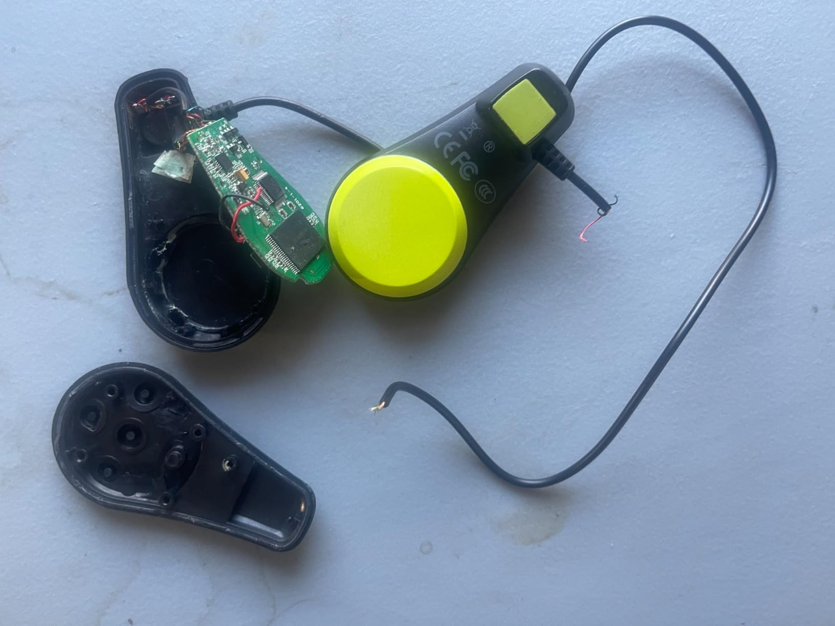 FINIS Duo Underwater MP3 Player - Bone Conduction Swim Headphones - Waterproof Audio - 4GB - MP3/WMA Compatible - 7 Hr customer photo 2