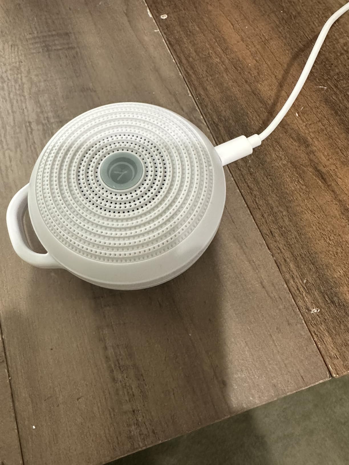 Rohm Portable White Noise Sound Machine, 3 Soothing Natural Sounds with Volume Control, Sleep Therapy For Adults, Kids & Baby, Noise Cancelling for Office Privacy & Meditation, Registry Gift customer photo 1
