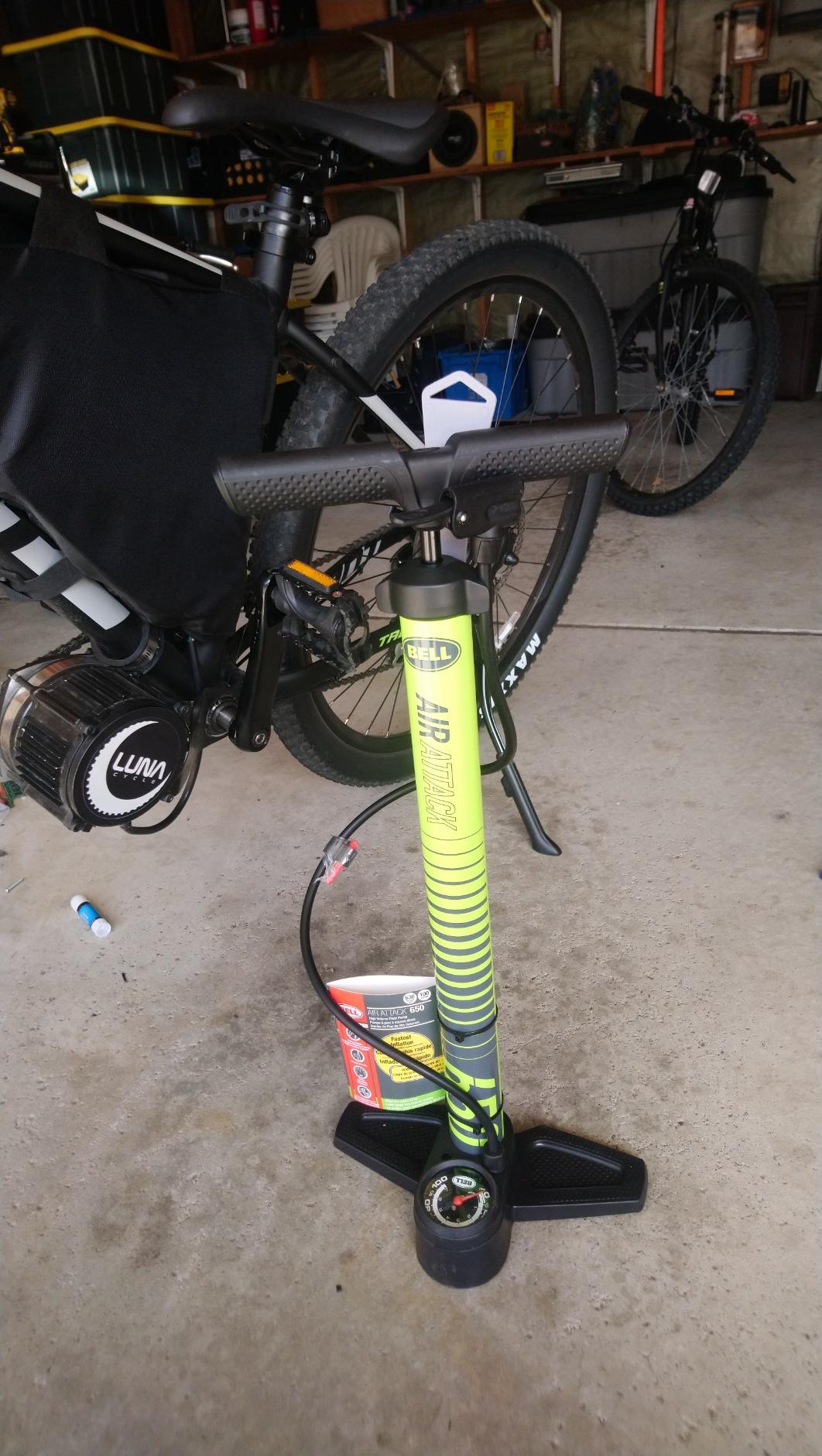 Bell Bicycle Floor Pump customer photo 1