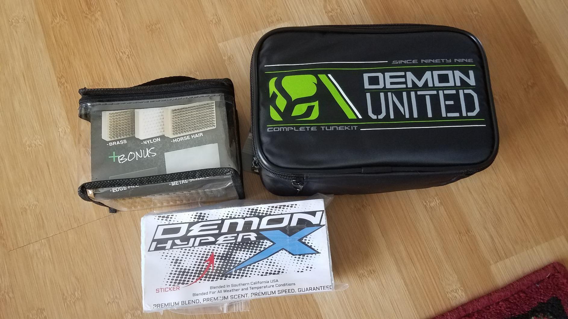 Demon Hyper Speed Ski & Snowboard Tune Kit with Iron, 1lb Wax Block & Base Cleaner customer photo 1