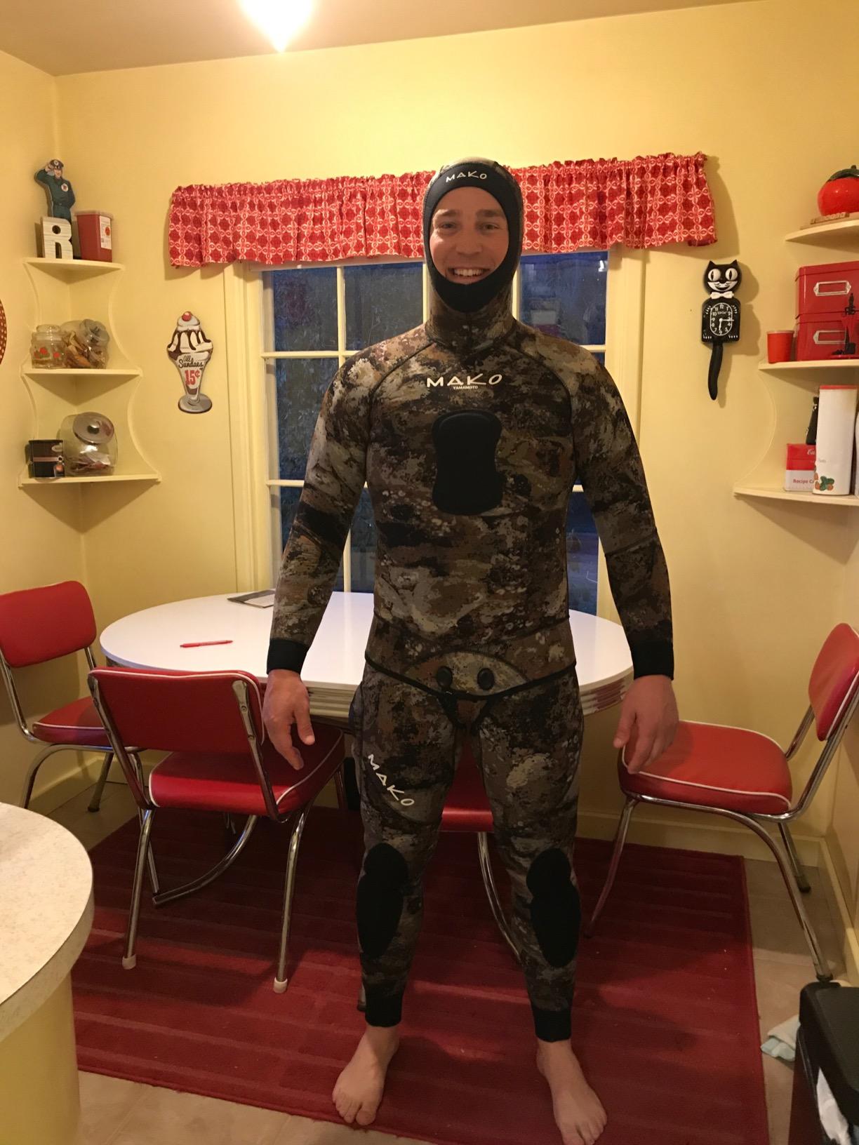 MAKO Spearguns Mens Spearfishing Wetsuit 3D Yamamoto Reef Camo 7mm 2 Piece customer photo 1