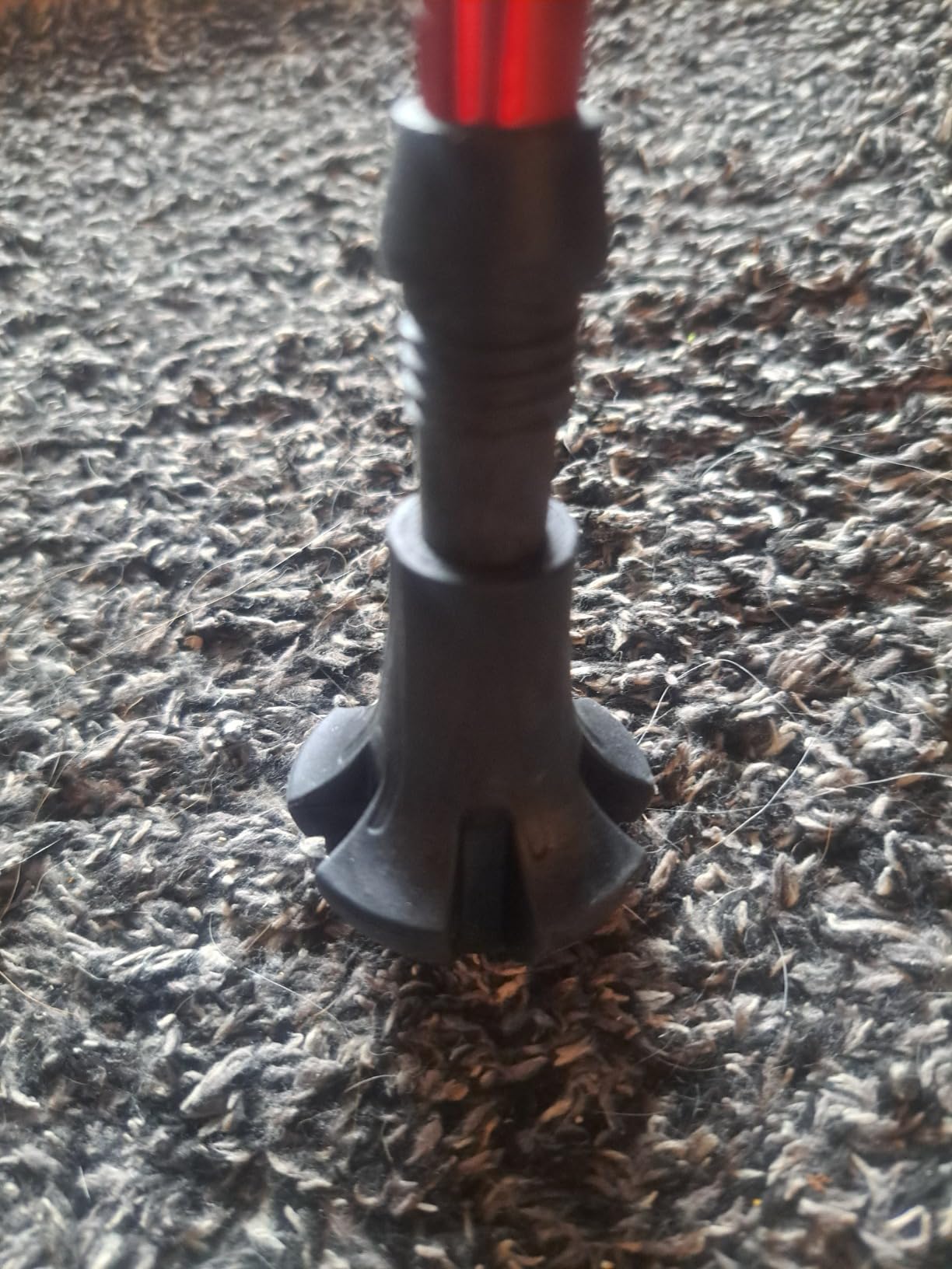 A ALAFEN Replacement Rubber Tips Set for Trekking Pole Walking Hiking Sticks Tips Protectors customer photo 2