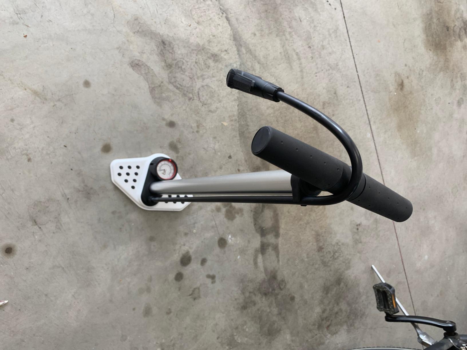 BIKETUBE Air Handler Bike Floor Pump with Industrial Gauge, Presta & Schrader, Road/MTB/Gravel customer photo 1
