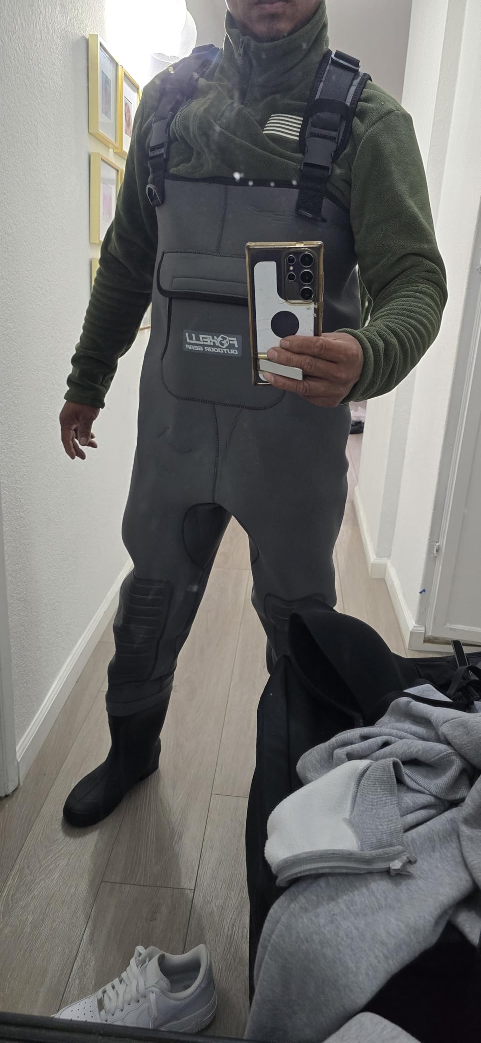 Foxelli Chest Waders, Waterproof 4mm Neoprene Hunting & Fishing Waders for Men & Women with Boots customer photo 2