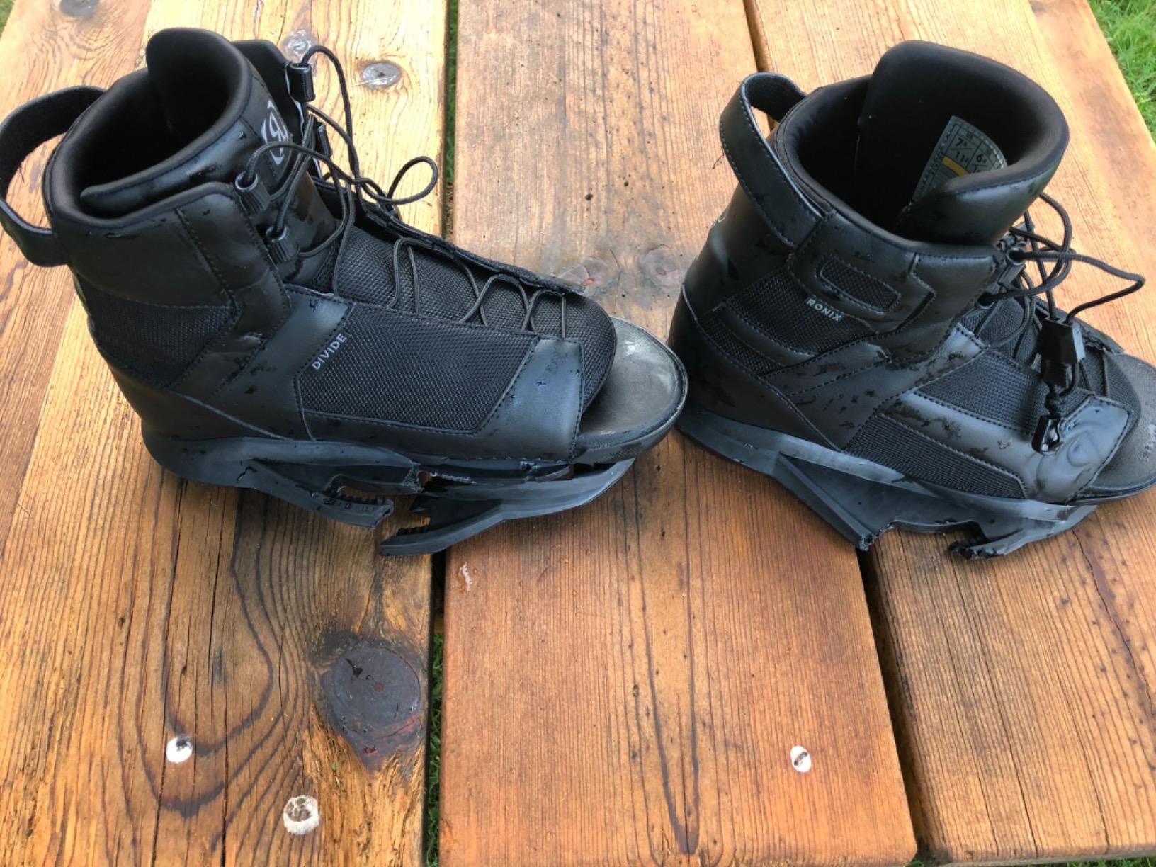 RONIX Men's Divide Wakeboard Boots | Durable Soft Cushioned Wakeboard Bindings with Easy-Entry Lacing System, Open Toe, Universal Fit & Lightweight MainFrame Chassis customer photo 2