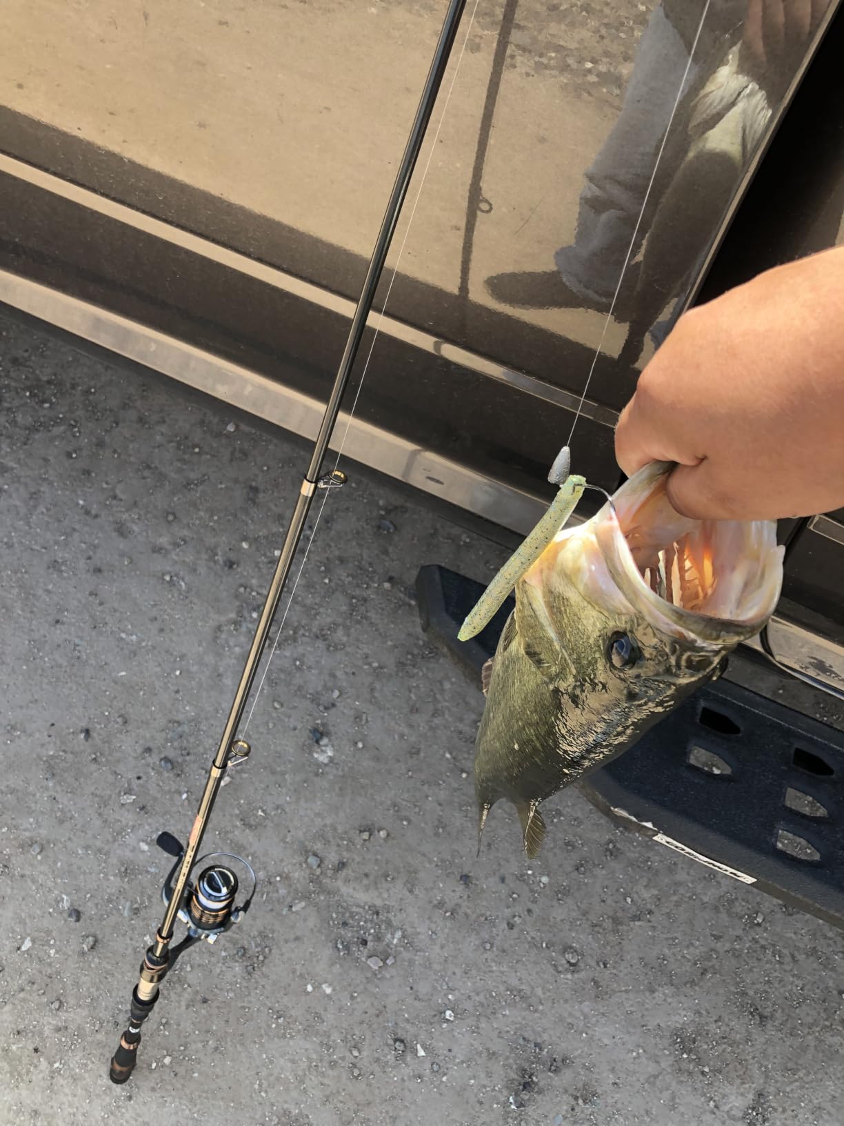 PLUSINNO Fishing Rod and Reel Combos - Carbon Fiber Telescopic Fishing Pole - Spinning Reel 12 +1 Shielded Bearings Stainless Steel BB customer photo 2