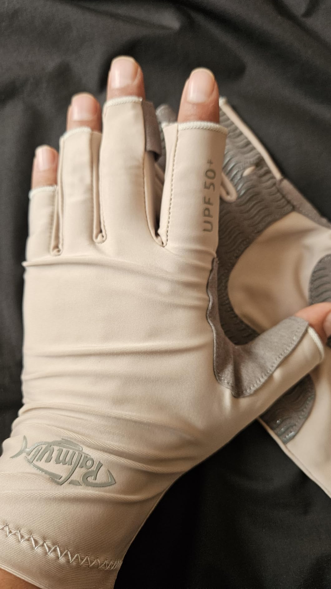 Palmyth UV Protection Fishing Fingerless Gloves UPF50+ Sun Gloves Men Women for Kayaking, Hiking, Paddling, Driving, Canoeing, Rowing customer photo 1