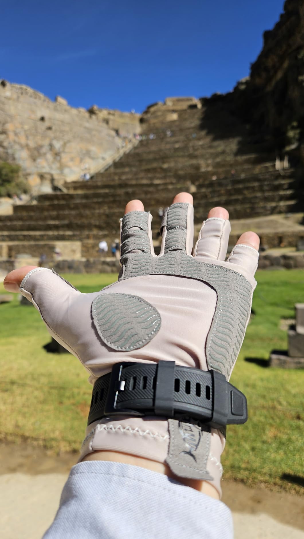 Palmyth UV Protection Fishing Fingerless Gloves UPF50+ Sun Gloves Men Women for Kayaking, Hiking, Paddling, Driving, Canoeing, Rowing customer photo 2