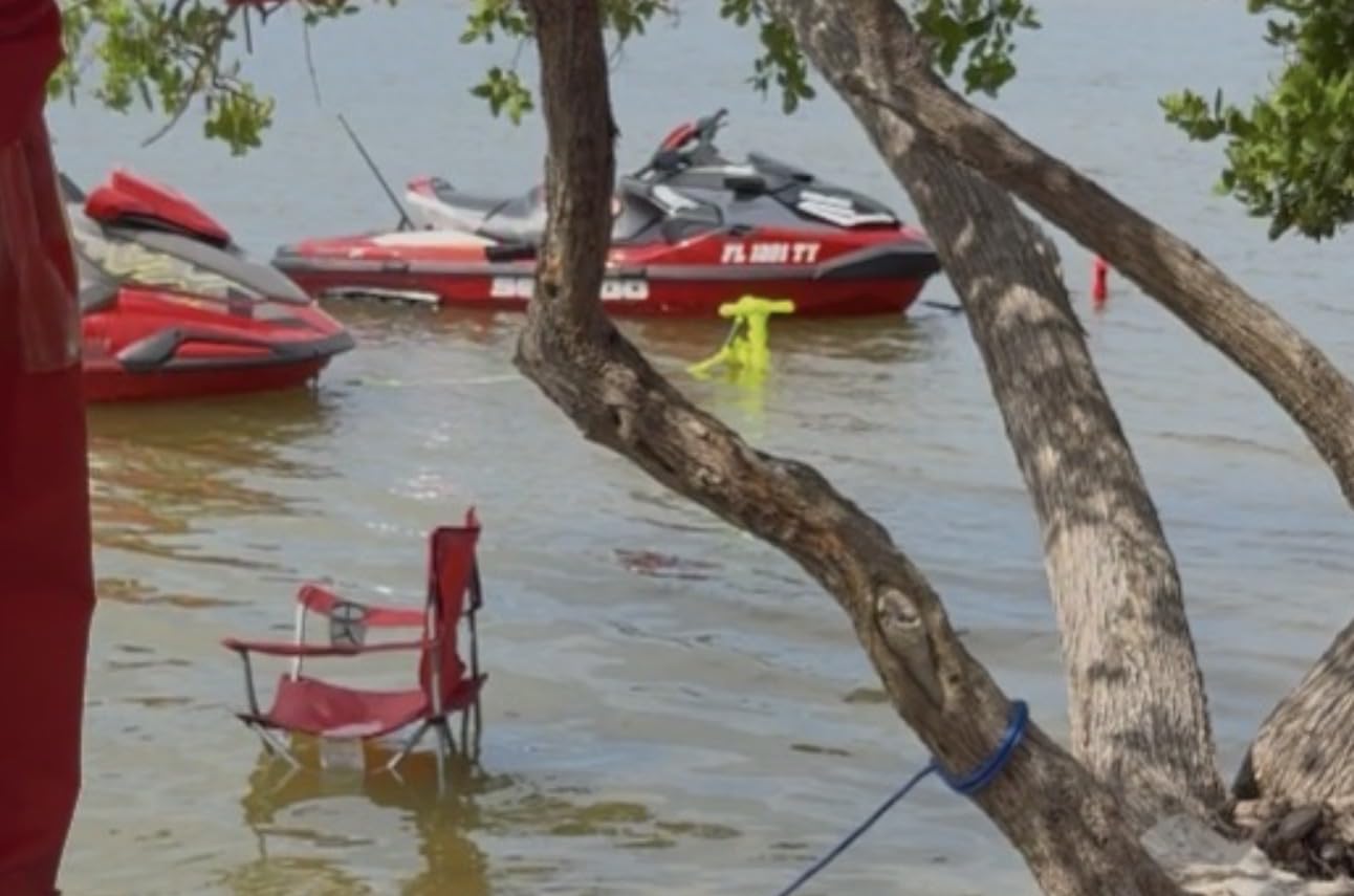 SandShark New Sport Boat Anchor and Jet Ski Anchor. Shallow Water Anchor Pole for Boat and PWC. Sand Anchor Kit for Boat and Kayak Anchor System. Easy Storage, High-Strength ABS customer photo 2