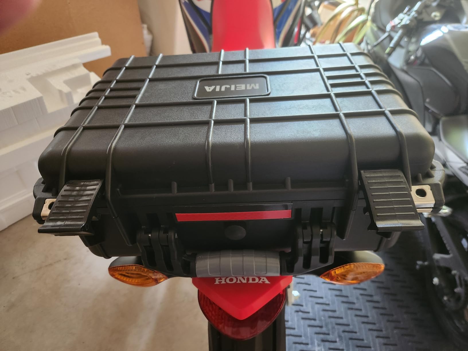MEIJIA Portable All Weather Waterproof Camera Case With Foam,Fit Use of Drones,Camera,Equipments,Pistols,15.98x12.99x6.85inches customer photo 1