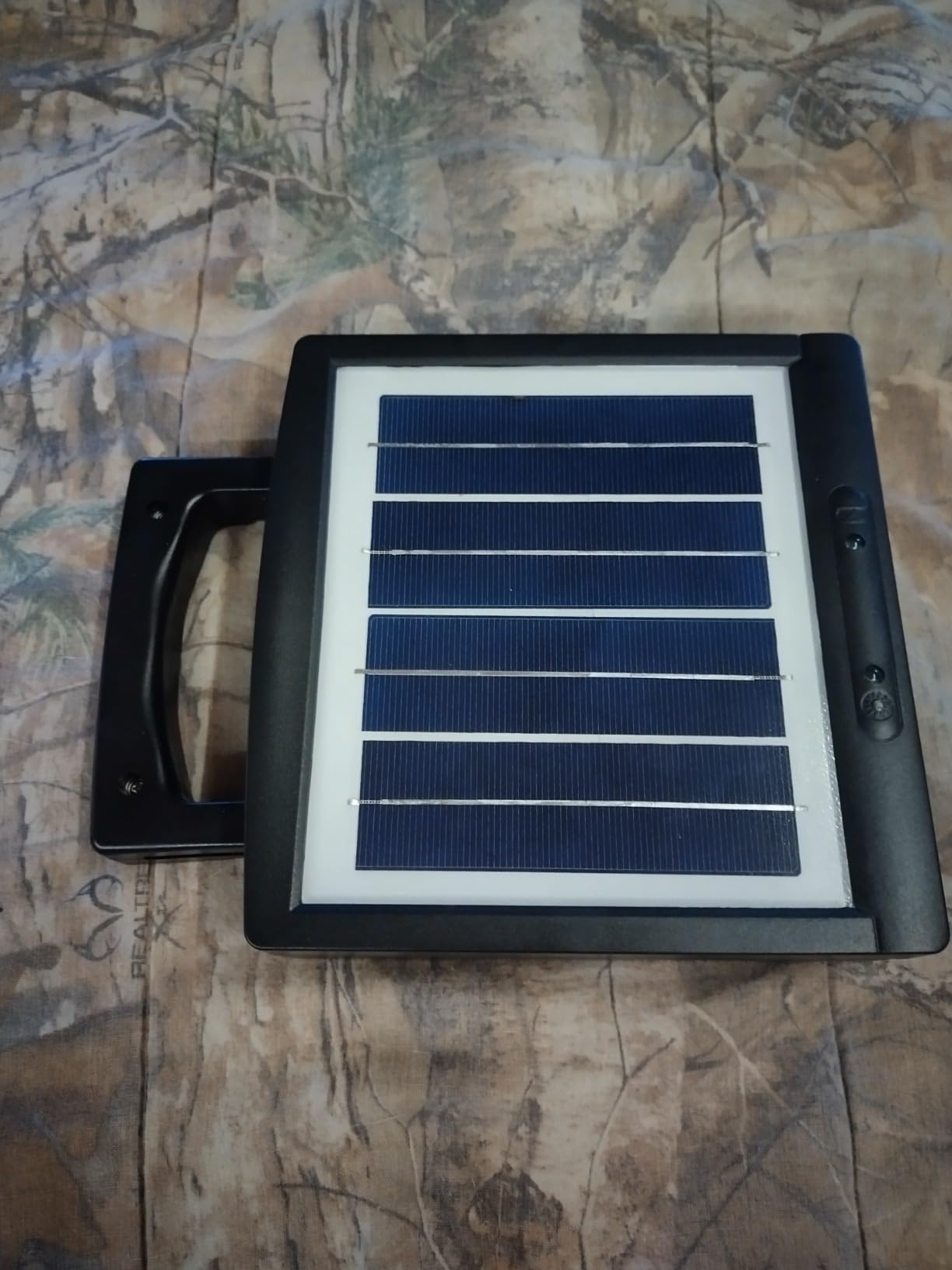 Sunway Solar Solar AA AAA Battery Charger for Rechargeable Batteries 1.2V NiMH NiCD with Built-in 2Watt Solar Panel Portable Charger customer photo 2