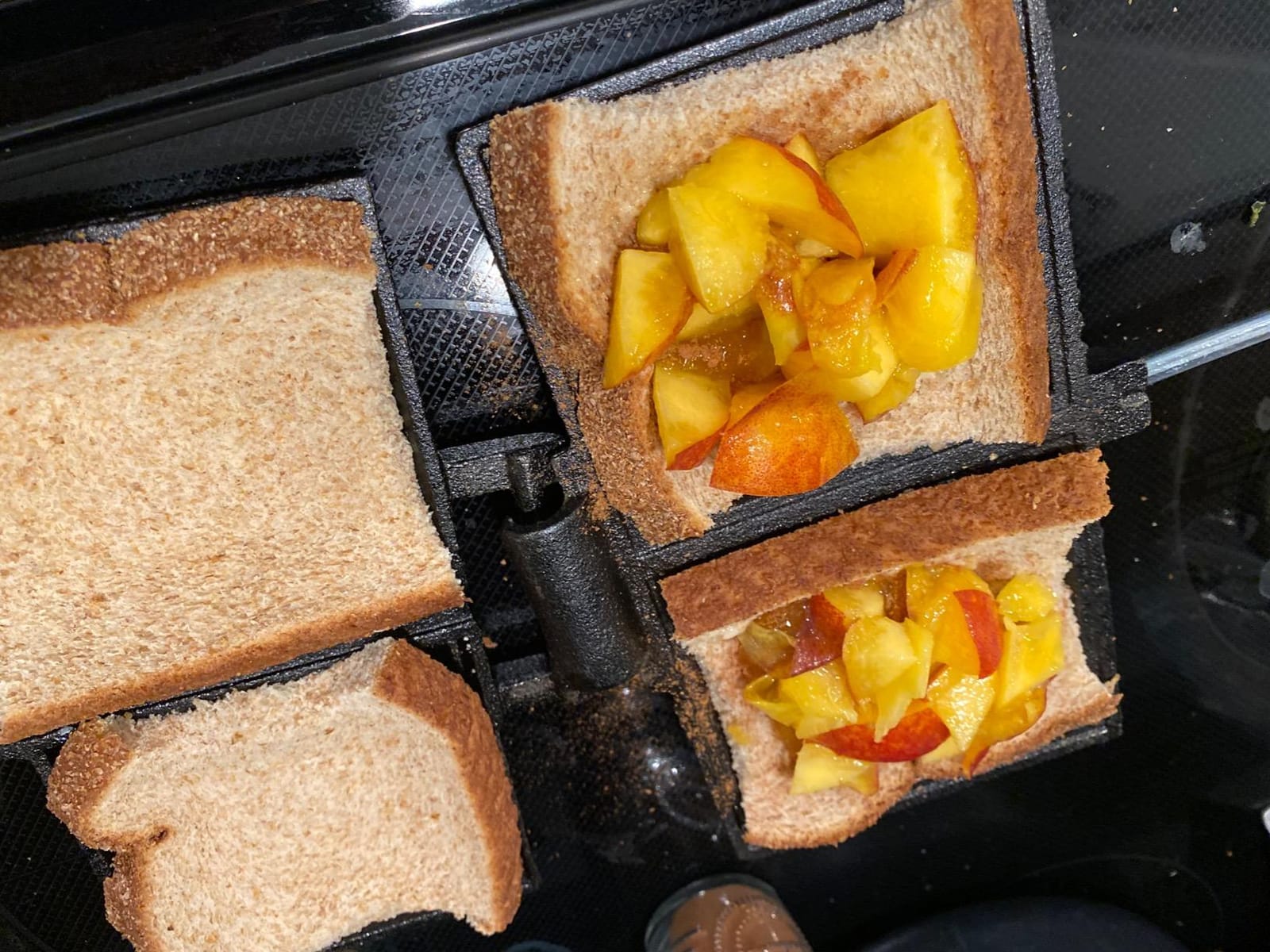 Coghlan's Cast Iron Double Camp Cooker - Pre-Seasoned Pie Iron Sandwich Maker with Removable Handles, Easy-to-Clean for Grilled Sandwiches, Toasted Pies, and Meats, For Campfire Cooking customer photo 1