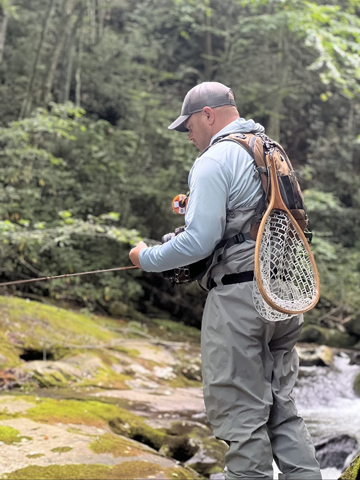 Lightweight Fly Fishing Vest with Multi Pockets Adjustable Size Mesh Fishing Backpack for Men and Women customer photo 2