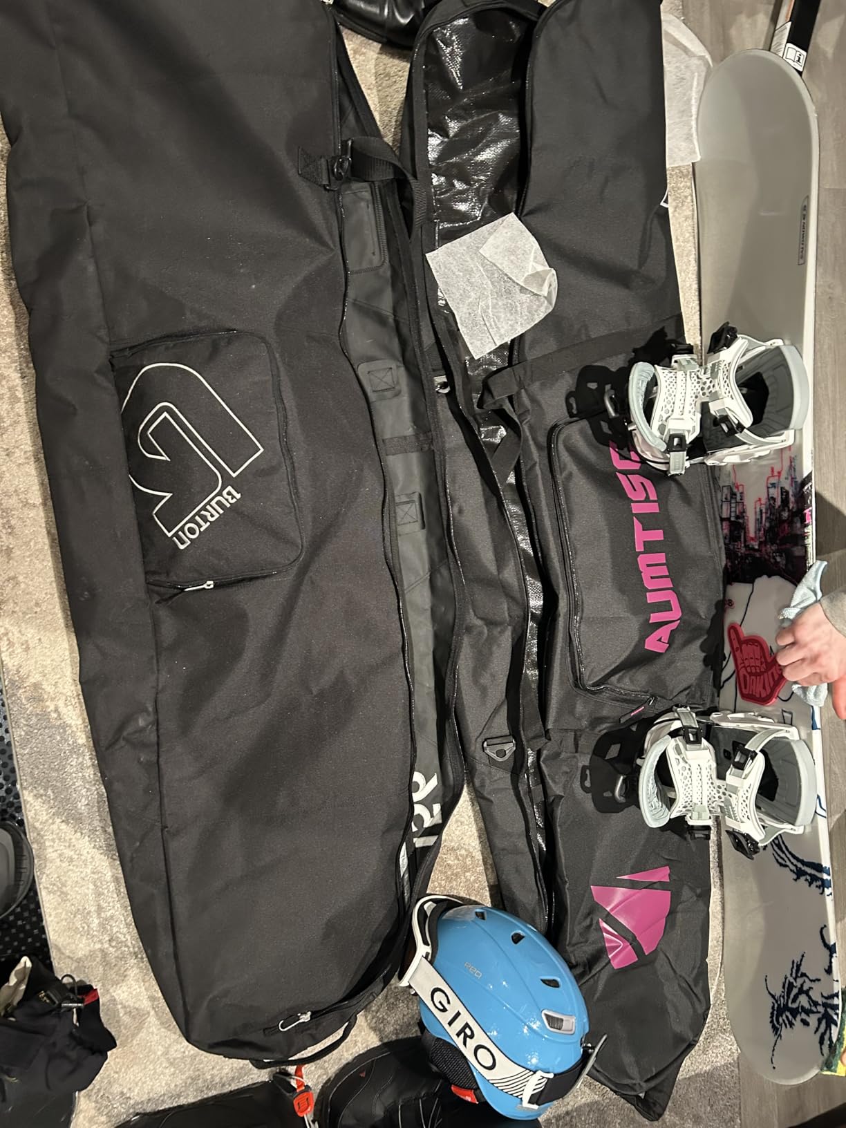 AUMTISC Padded Snowboard Bag for Air Travel, Snowboard Travel Bags for Flying with Gear Pockets, Available Length in 155cm | 165cm | Ajustblae 156-181cm customer photo 1