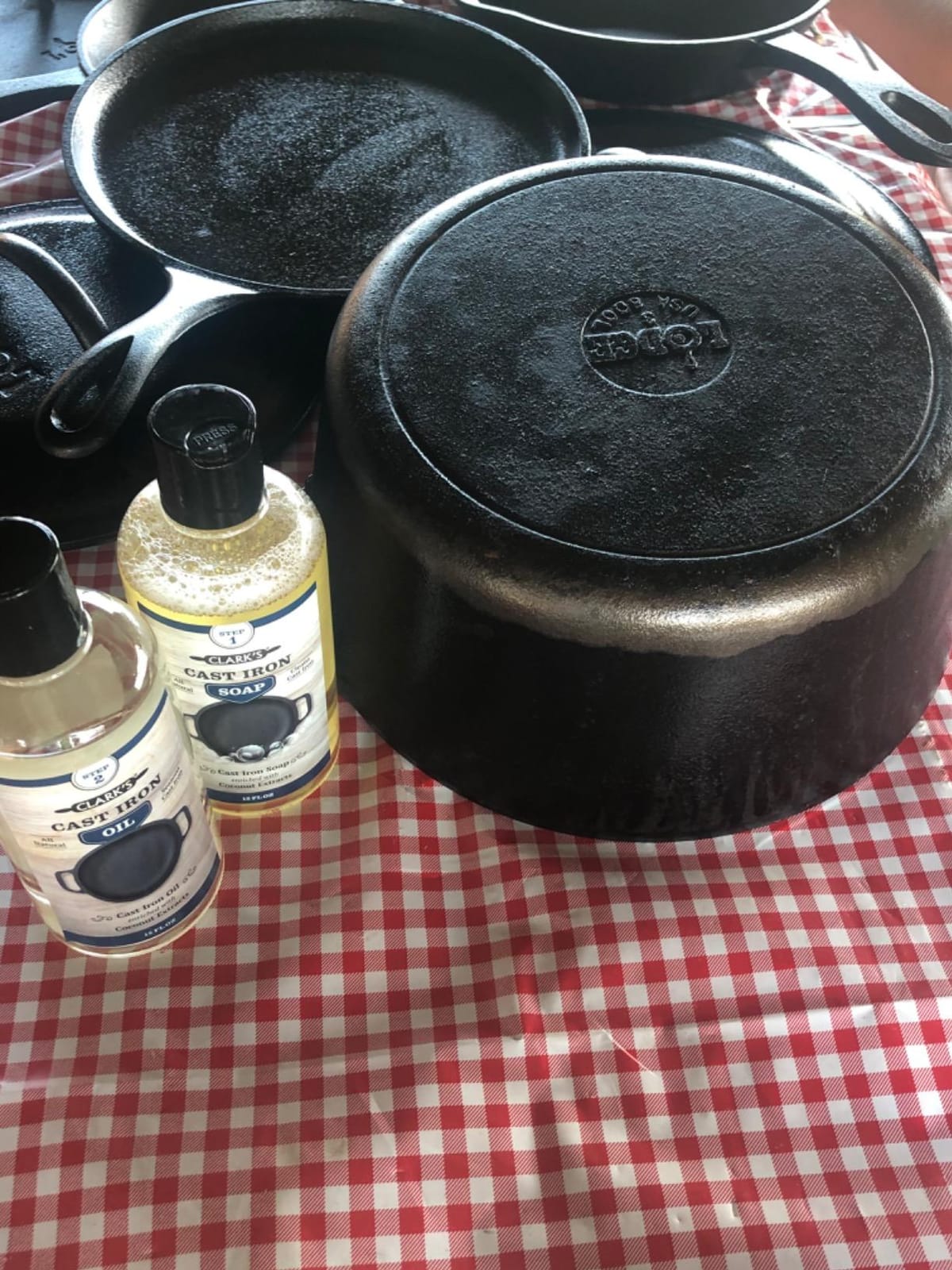 CLARK'S Cast Iron Oil & Cleaner Care Kit, Coconut Scent - Pack of 4 customer photo 1