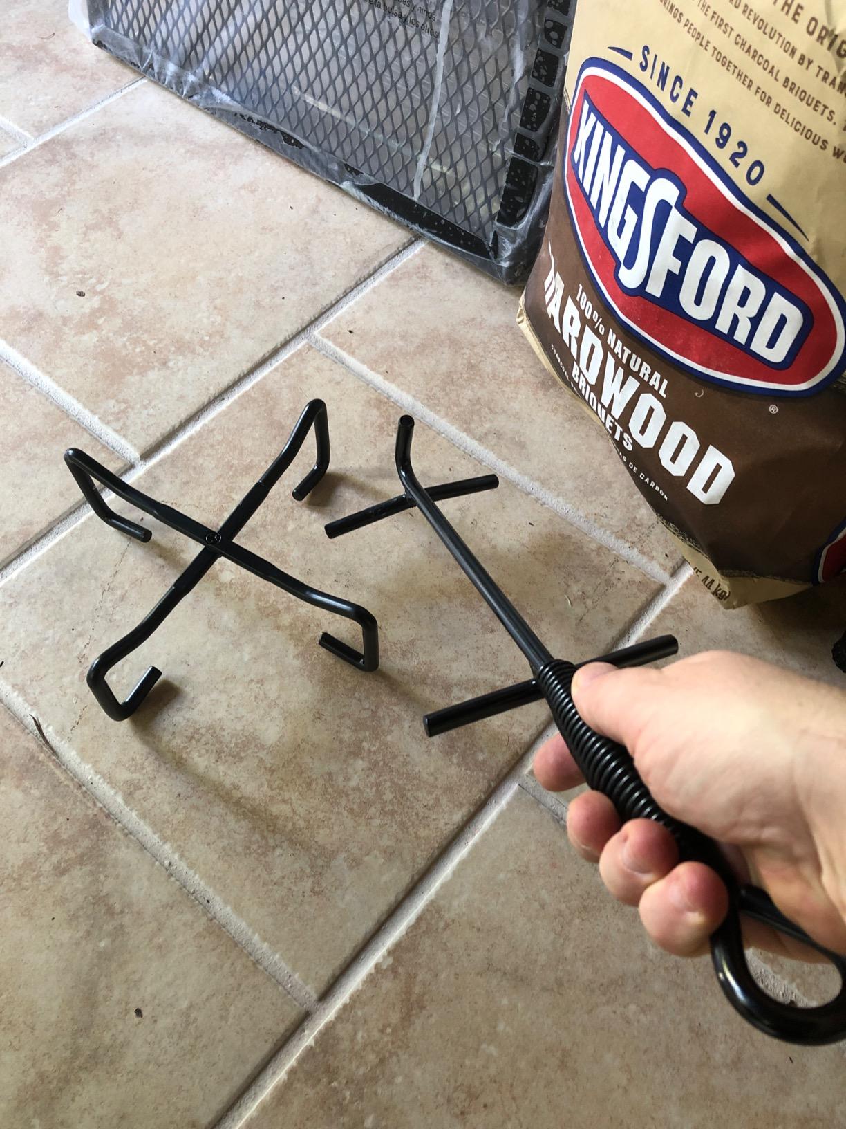 Folding Finish Camp Dutch Oven Lid Stand and Camp Dutch Oven Lid Lifter customer photo 1