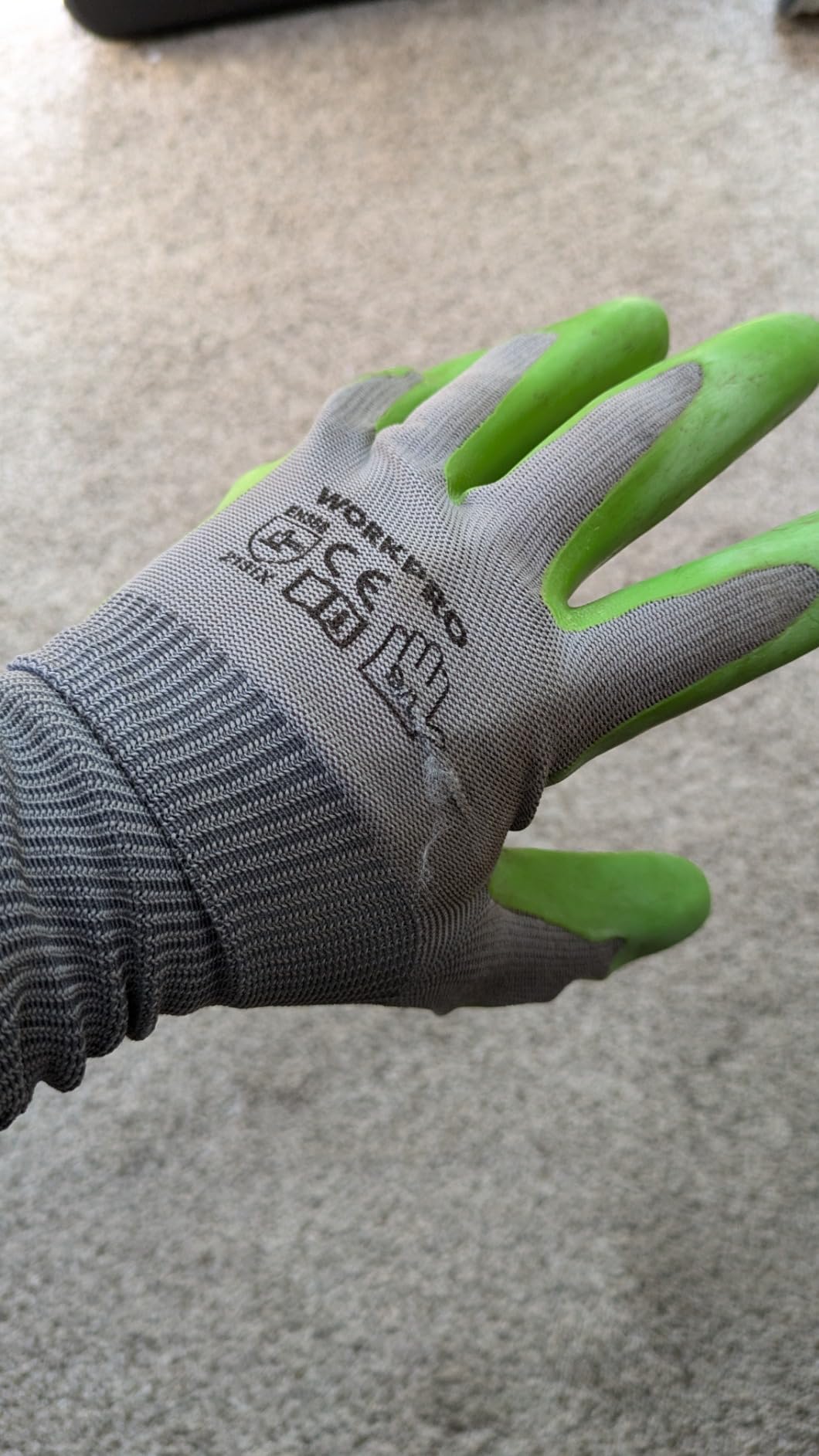 WORKPRO 6 Pairs Garden Gloves Men and Women with Eco Latex Palm Coated | Abrasion Resistance, Flexibility, Lightweight and Comfortable, Gardening Gloves for Weeding, Raking, Planting and Pruning customer photo 1