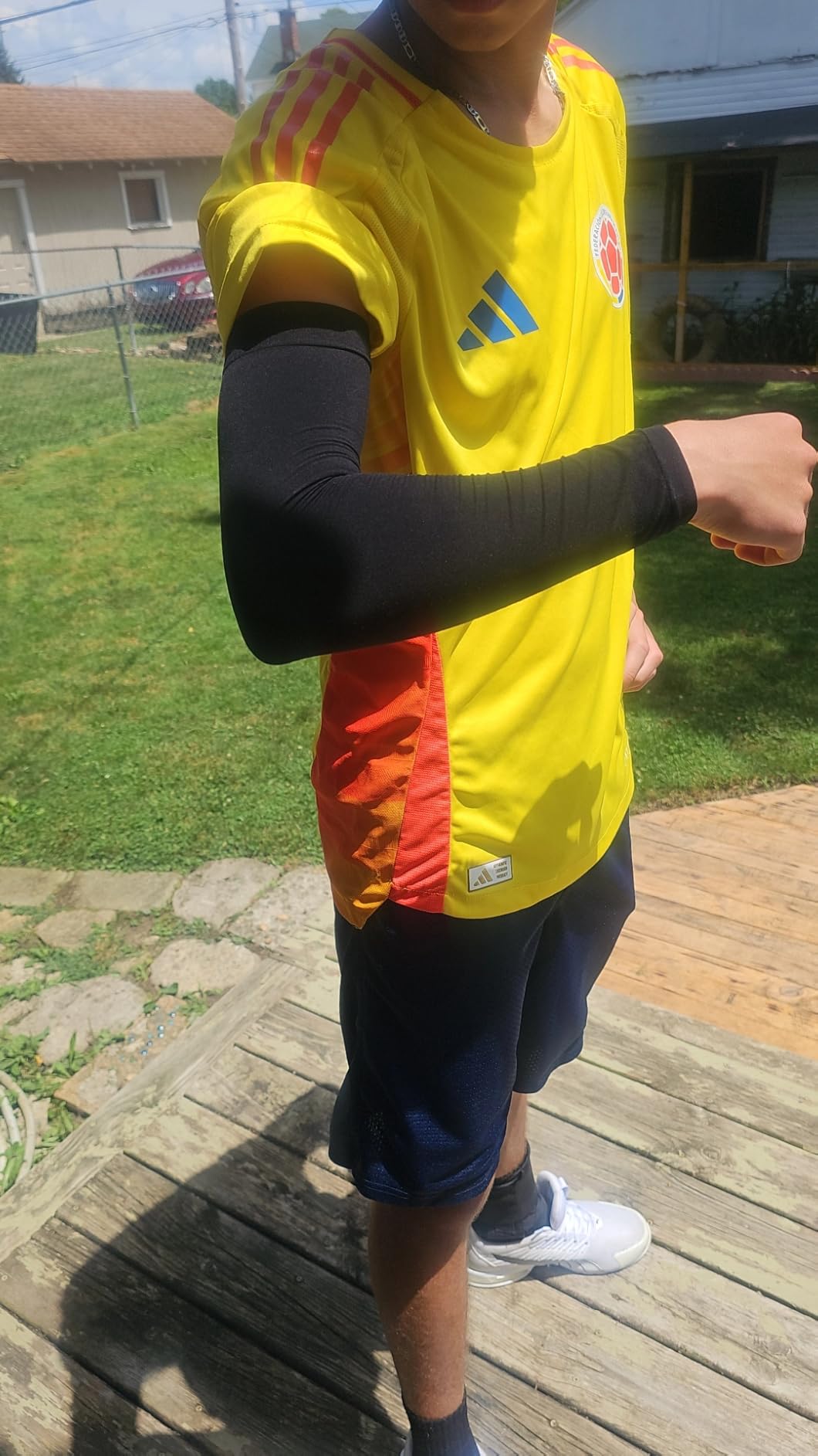 SportsTrail Cooling Arm Sleeves for Men & Women - Breathable, UV Sun Protection, Sports Arm Sleeves for Women, Men & Youth customer photo 1