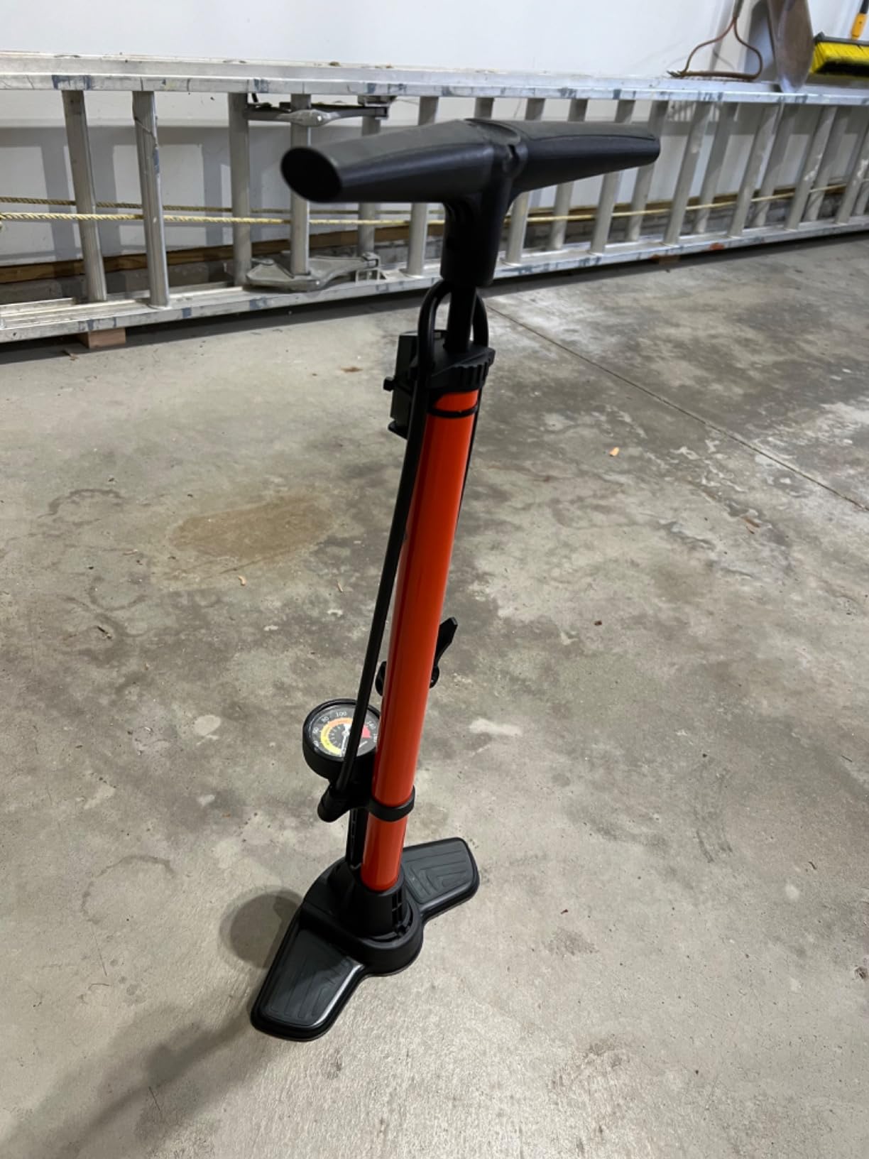 TOOLITIN Floor Bike Pump with Gauge, High Pressure, Presta and Schrader Compatible customer photo 1
