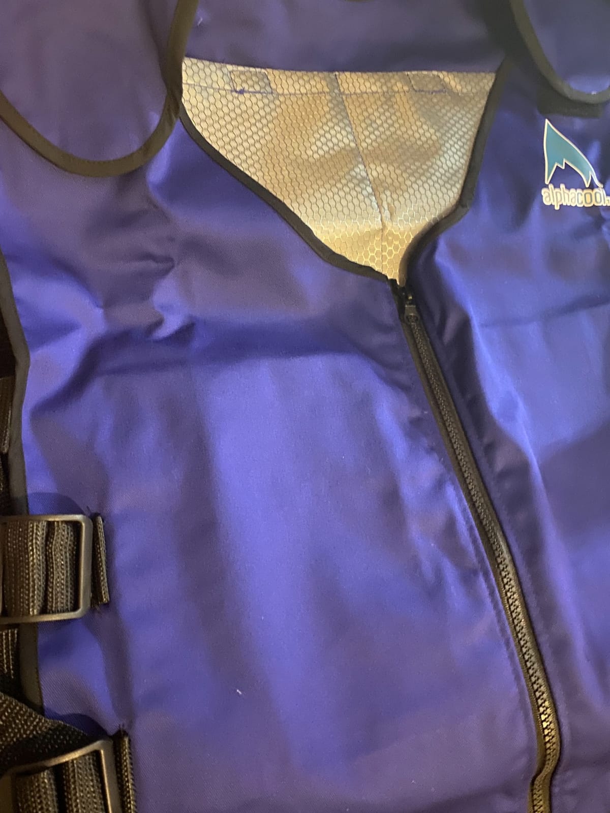 Alphacool Arctic Cooling Ice Vest with Self-Fill Reusable Ice Packs customer photo 1