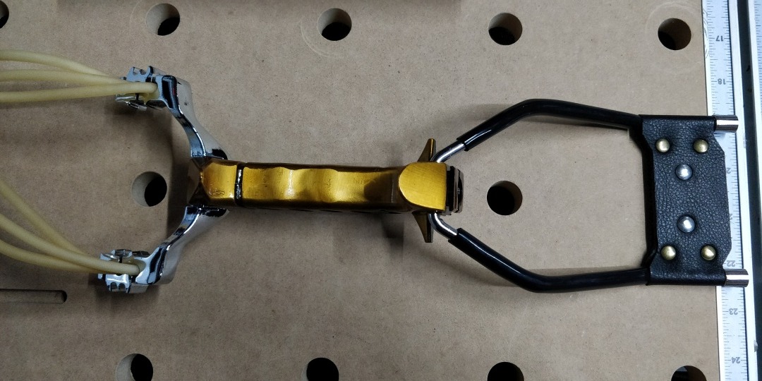 Stainless Steel Wrist Rocket Slingshot, High Velocity Outdoor Hunting Catapult with 3 Rubber Bands and 100 Extra Slingshot Ammo-Golden customer photo 1