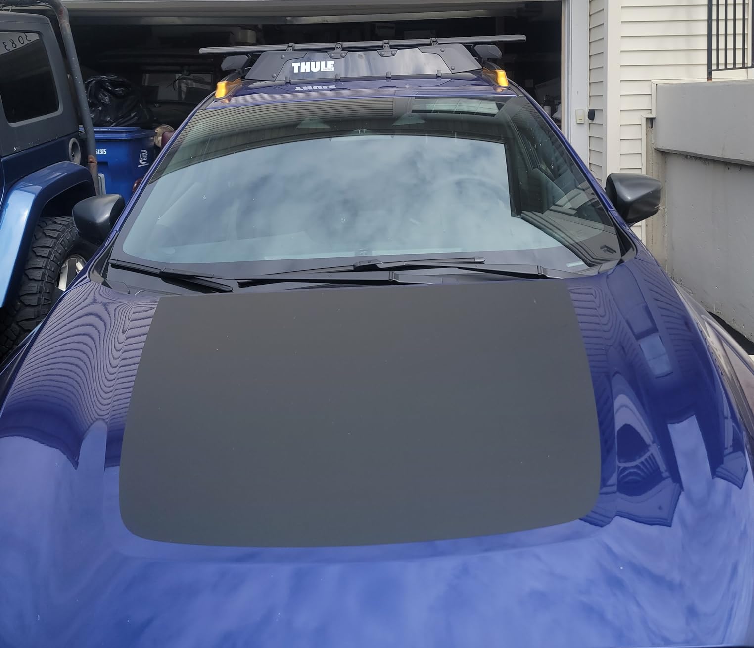Thule AirScreen XT Wind Fairing, Black customer photo 1