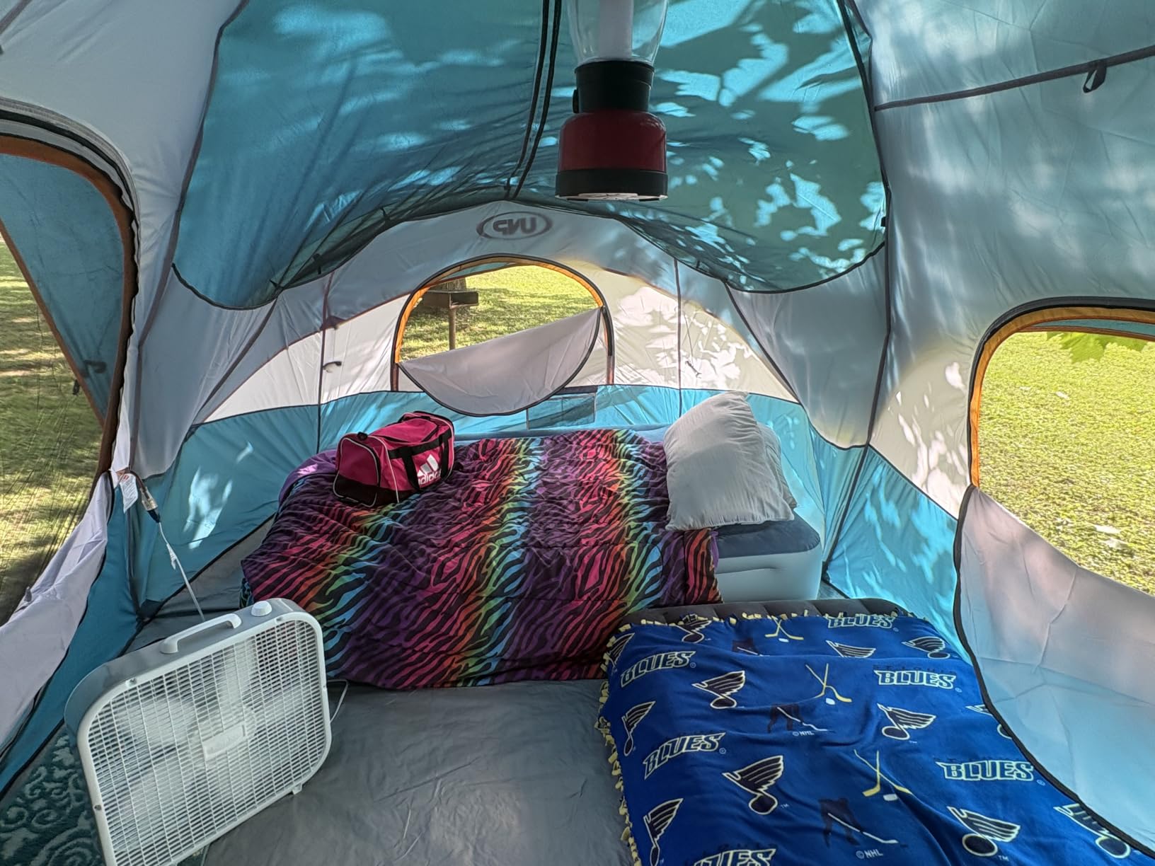 UNP 10 Person Tents for Camping Family Outdoor Camping Tent | 2 Rooms with Rainfly, Waterproof 5 Large Mesh Windows Size 18ft x 9ft x78in customer photo 2