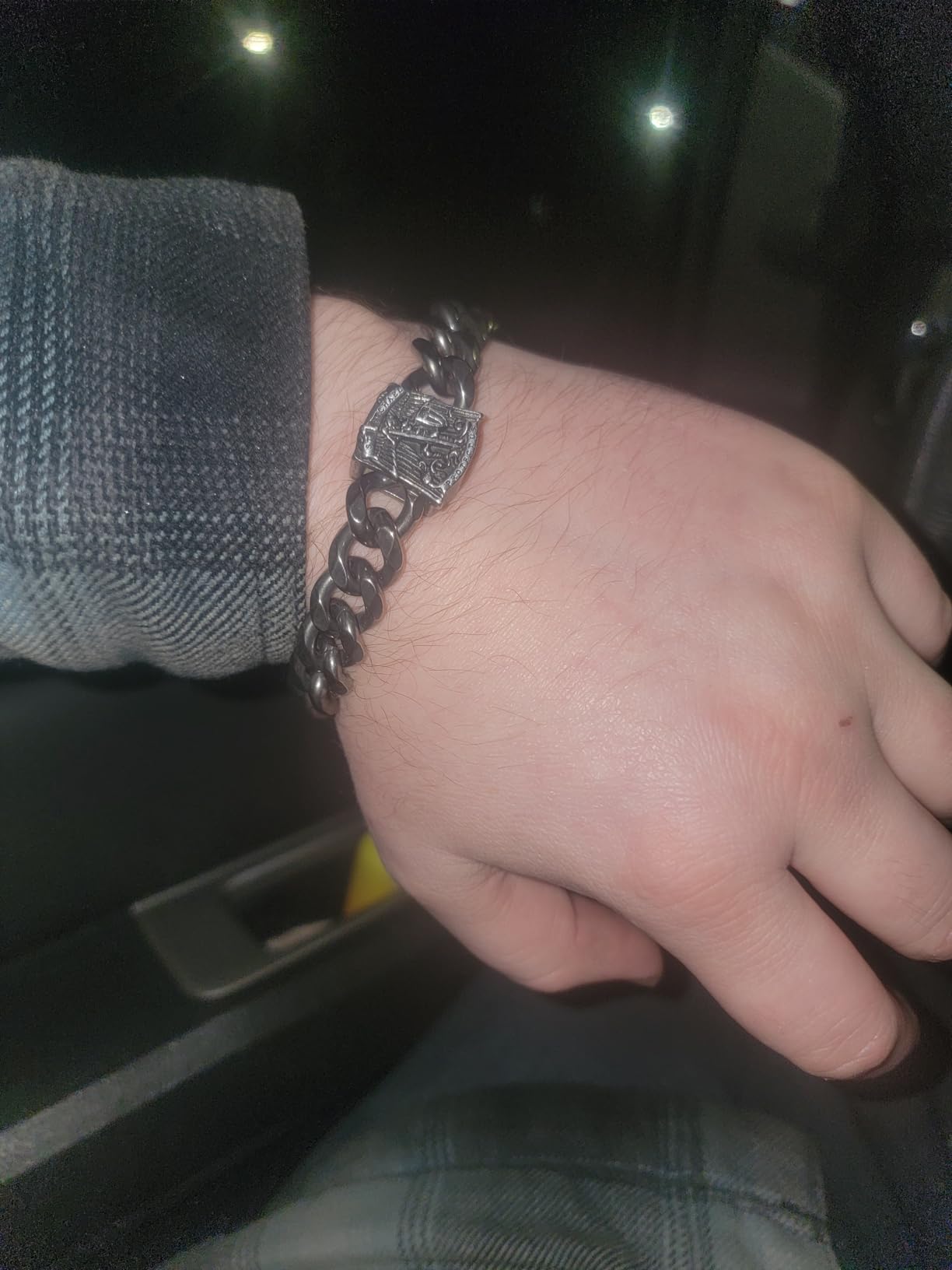 Hero Company Never Forgotten Paracord Bracelet - Tactical Survival Bracelet for Men with Bronze USA Flag - Helps Pair Military Veterans with a Companion Dog customer photo 1
