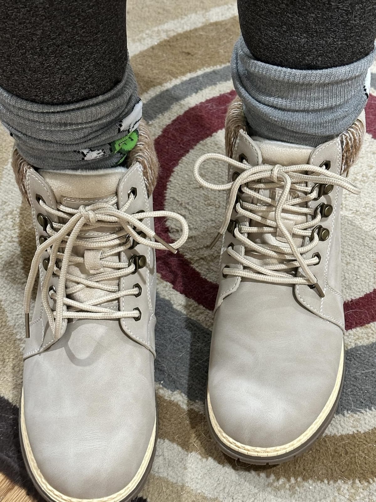 ANJOUFEMME Casual Winter Hiking Boots For Women - Womens Outdoor Snow Ankle Boots Waterproof Lightweight Lace up Fur Lined Walking Hiking Shoes customer photo 1