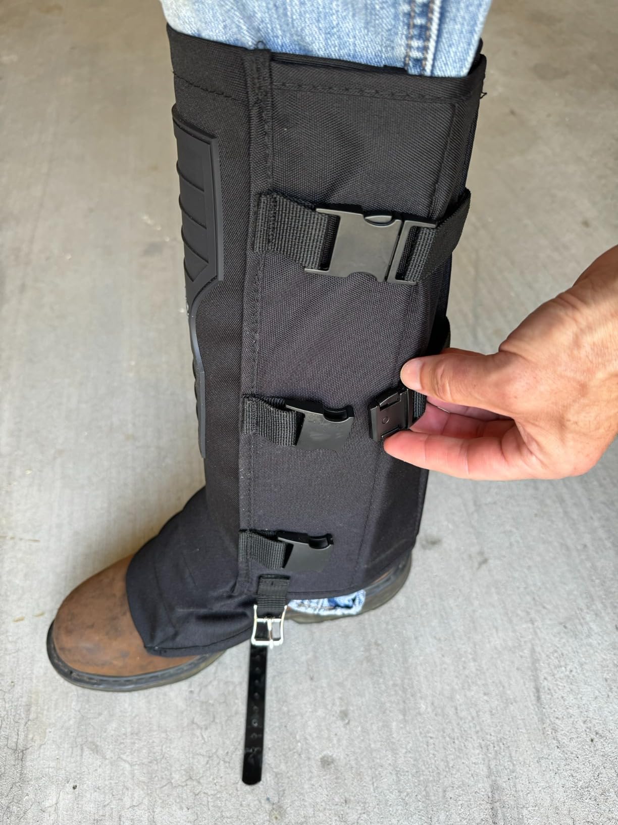 Snake Leg Gaiters: Protection for Hikers and Hunters - Waterproof, Bite Protective, Durable, Anti-Snake, Leg Gear customer photo 2