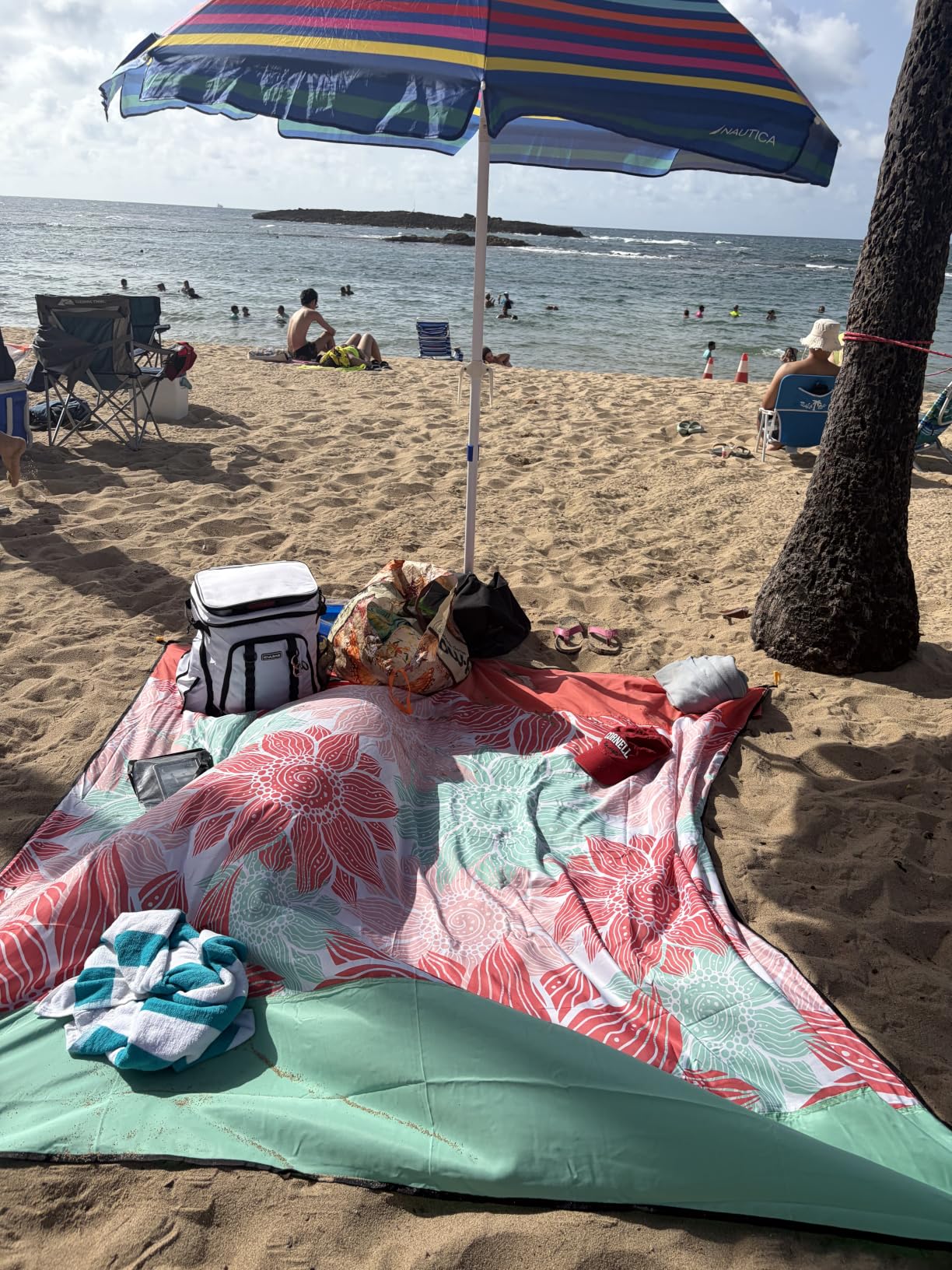 HIHOHO Beach Blanket Waterproof Sandproof Extra Large Beach Mat 79
