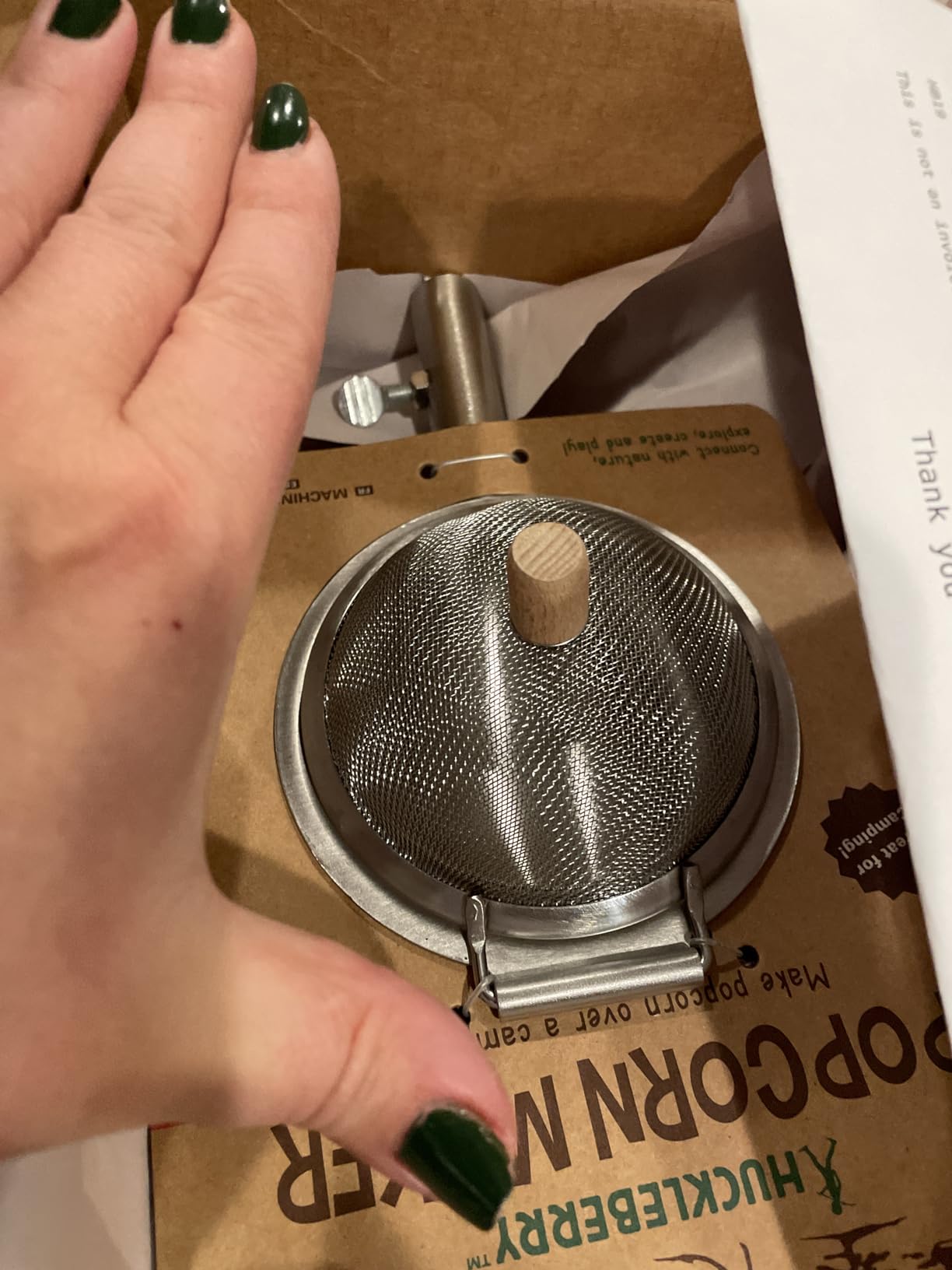 Kikkerland Huckleberry Popcorn Maker - Portable Campfire Basket for Popping Kernels - Great for Hiking, Camping, or Backyard Cooking customer photo 1