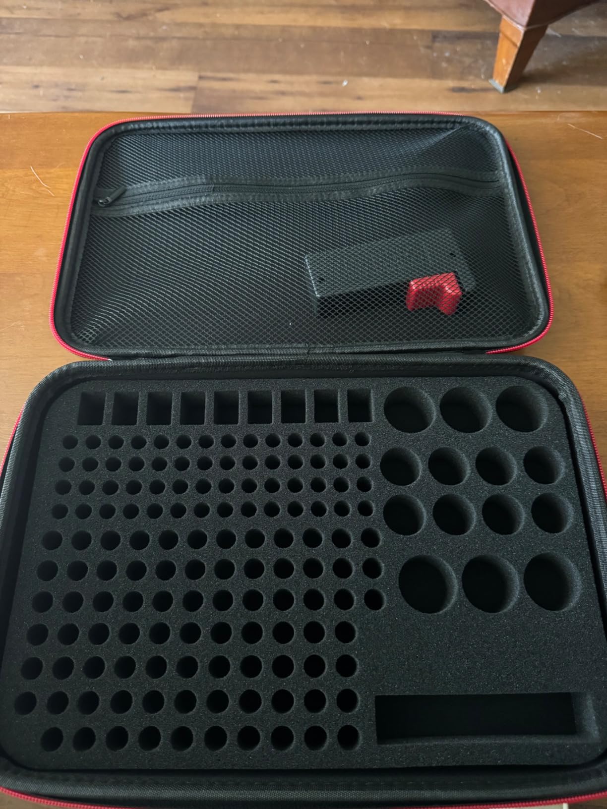 Battery Organizer Storage Box with Tester, Battery Vault Case Fireproof Waterproof Explosionproof Holder Box with Tester BT-168 Checker Carrying Case Container Bag Fit for 200+ Batteries AA AAA C D 9V customer photo 1