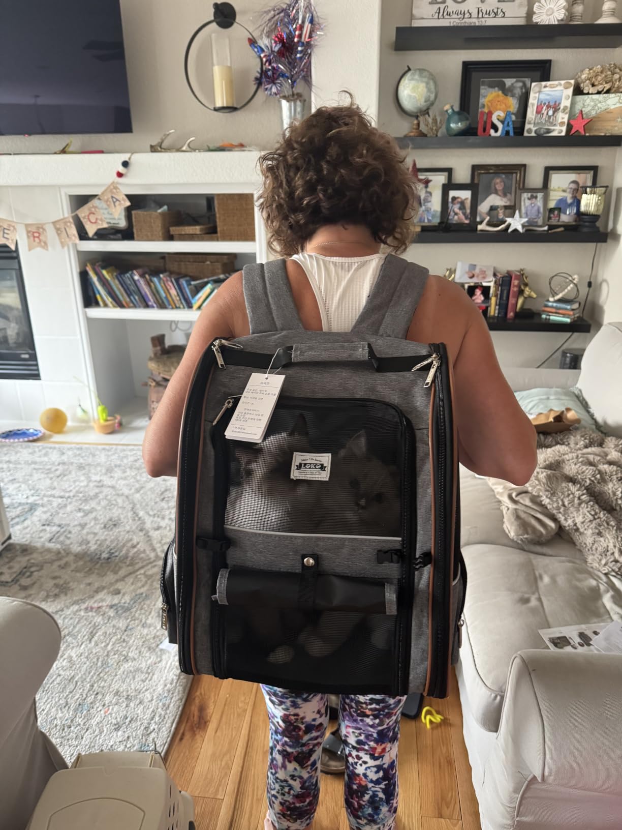 Cat Carrier Backpack, Expandable Pet Carrier with Sun Shade & Full Front Opening, Breathable Mesh Backpack for Small Dogs & Medium Cats Up to 18 Lbs, Foldable for Hiking, Camping (Grey) customer photo 2