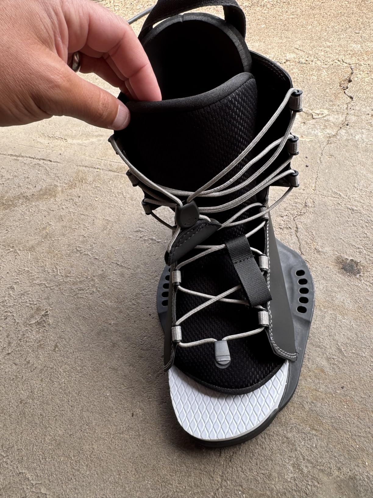 System Tour Wakeboard Bindings Fit Wakeboard Boot Sizes 8-12 customer photo 2