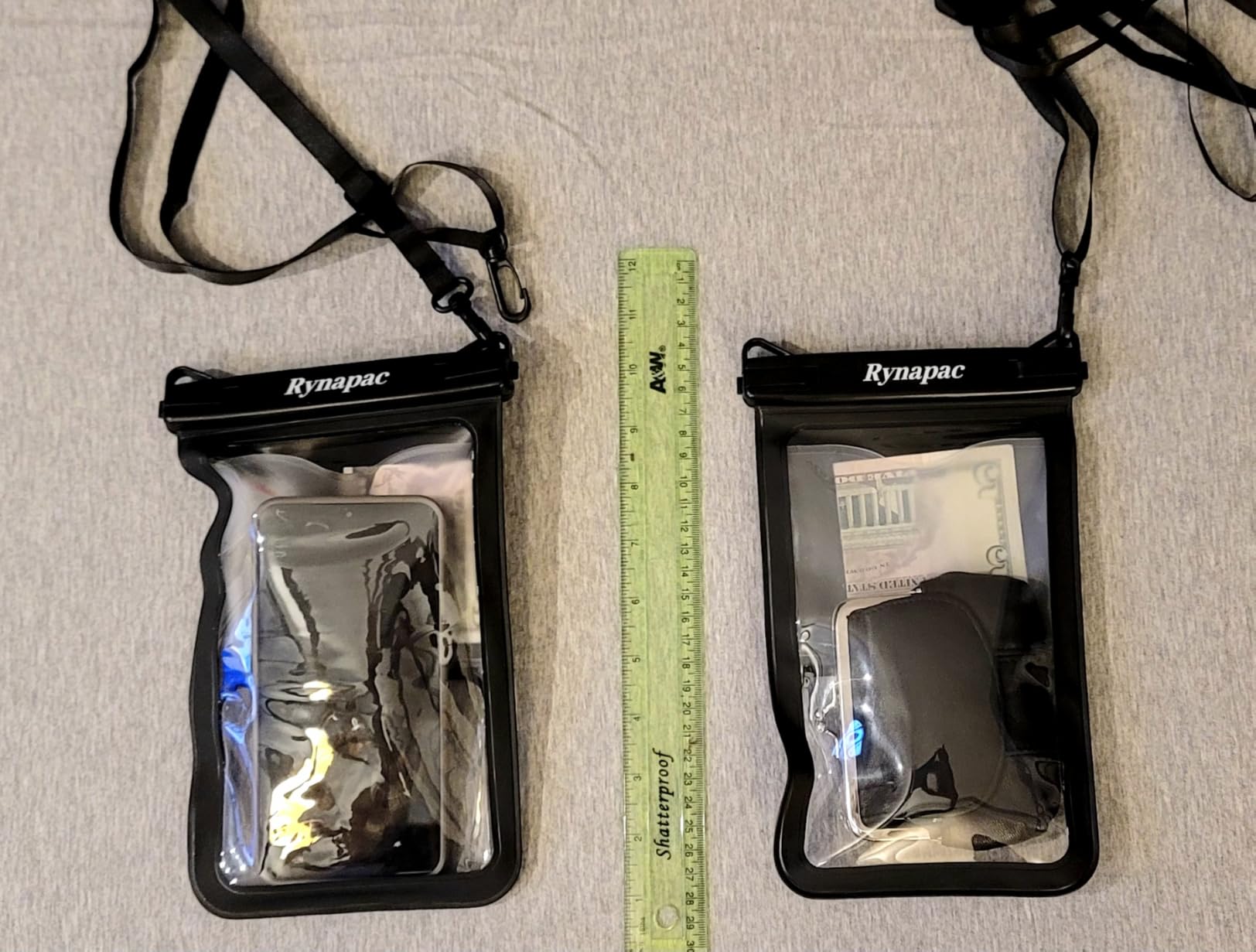 Rynapac Large Waterproof Phone Pouch [Up to 10