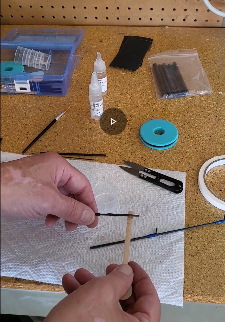 FishTrip Fishing Rod Repair Kit Complete Carbon Fiber for Rod Building | 10pcs Carbon Fiber Repair Sticks, Epoxy Glue, Wrapping Thread & Tools, Complete Pole Repair Kit for Freshwater Saltwater Rods customer photo 2