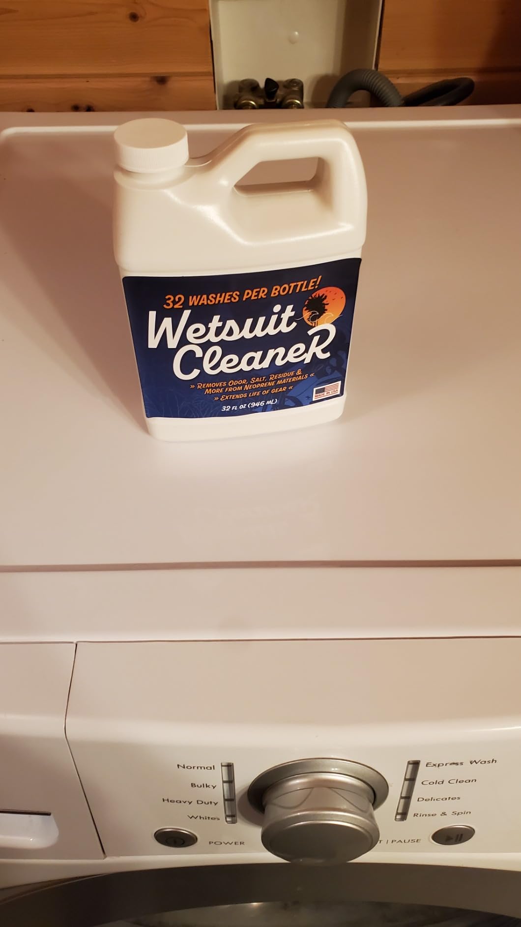 Wetsuit Cleaner & Deodorizer - 32 Fl Oz - Chlorine Removal & Odor Elimination - Wetsuit Wash & Neoprene Soap for Scuba Gear Wash customer photo 1