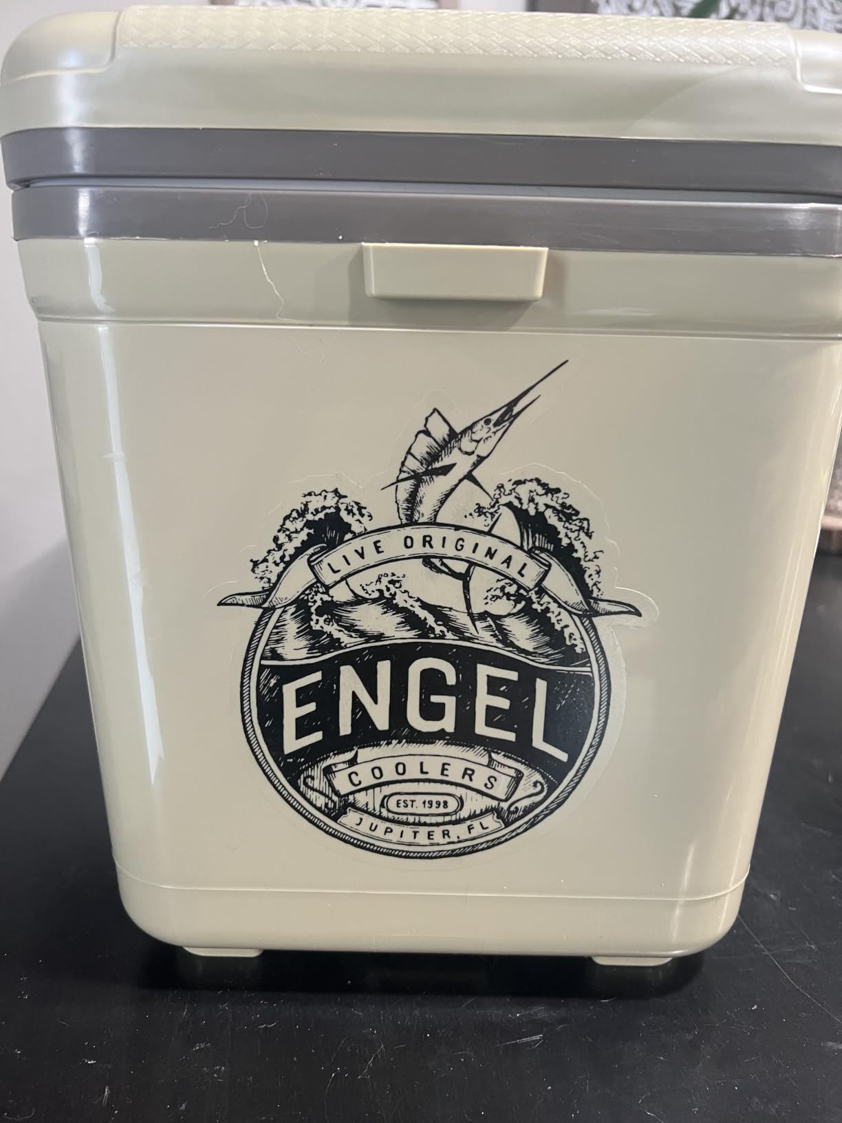 ENGEL Live Bait Cooler PRO for Fishing - Portable Minnow and Bait Bucket with Lithium-Ion Rechargeable Aerator customer photo 1