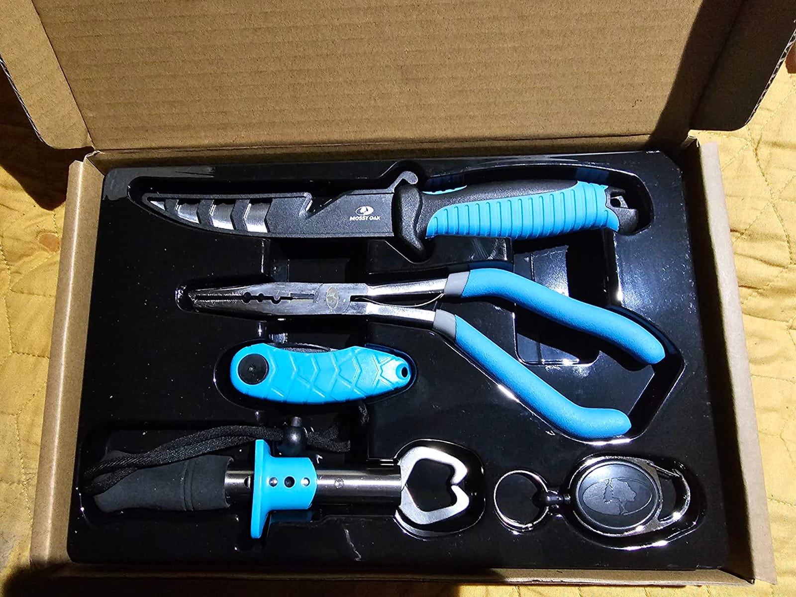 Mossy Oak Fishing Tools Kit - Fishing Plier and Fish Lip Gripper Set | Multi-Function Fishing Accessories Set, Saltwater Resistant Fishing Gear with Sheath, Great Gift for Fishermen customer photo 2