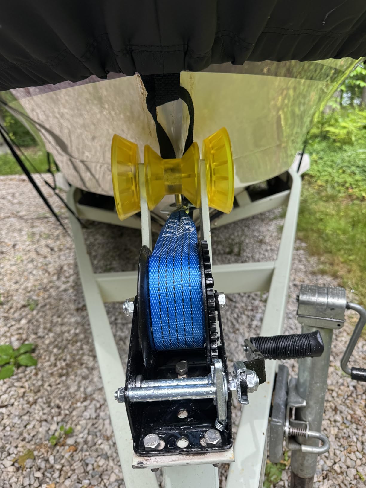 1600lbs Heavy Duty Boat Trailer Winch with 26FT Strap, 2-Way Ratchet & 4:1 Gear Trailer Winch, Portable Hand Crank Winch for Boat, Truck, Trailer, RV, ATV, Jet Ski customer photo 1